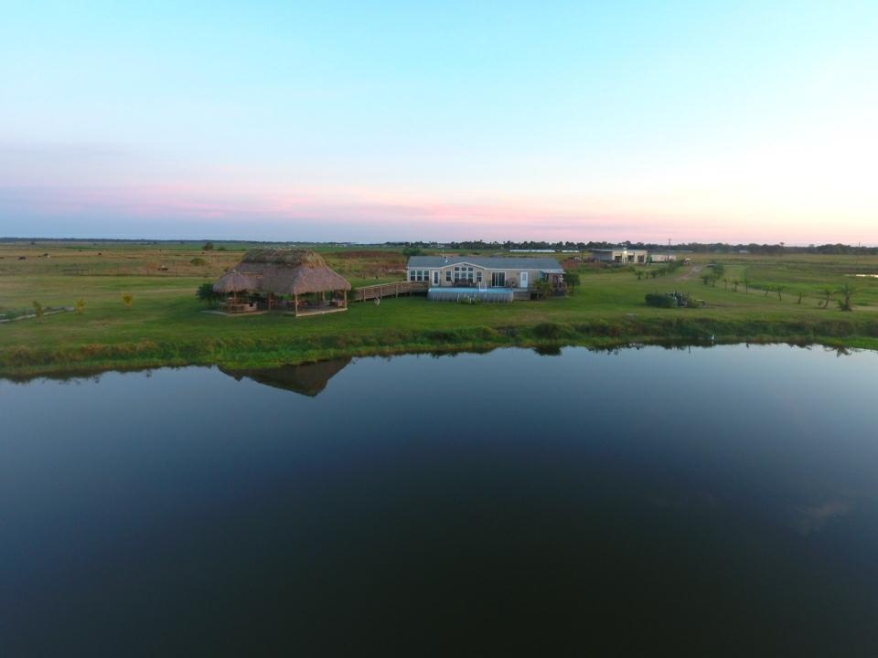 0 - Land