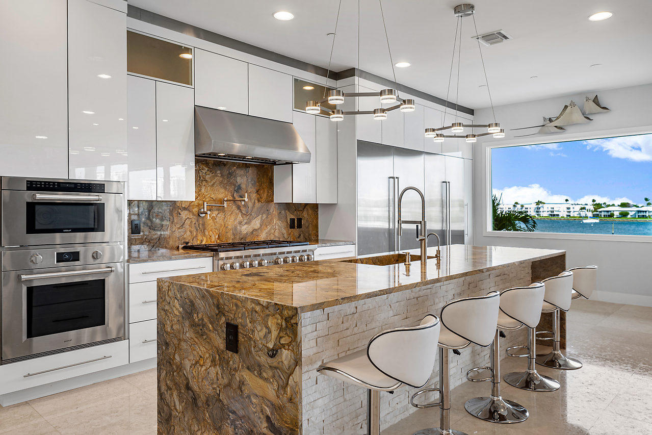 SOPHIA SENECA ESTATES - Residential