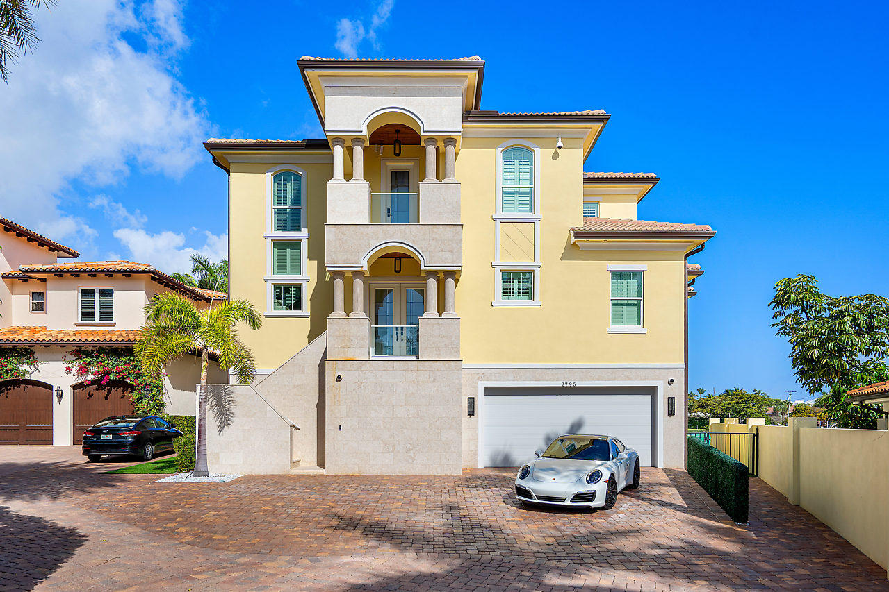 SOPHIA SENECA ESTATES - Residential