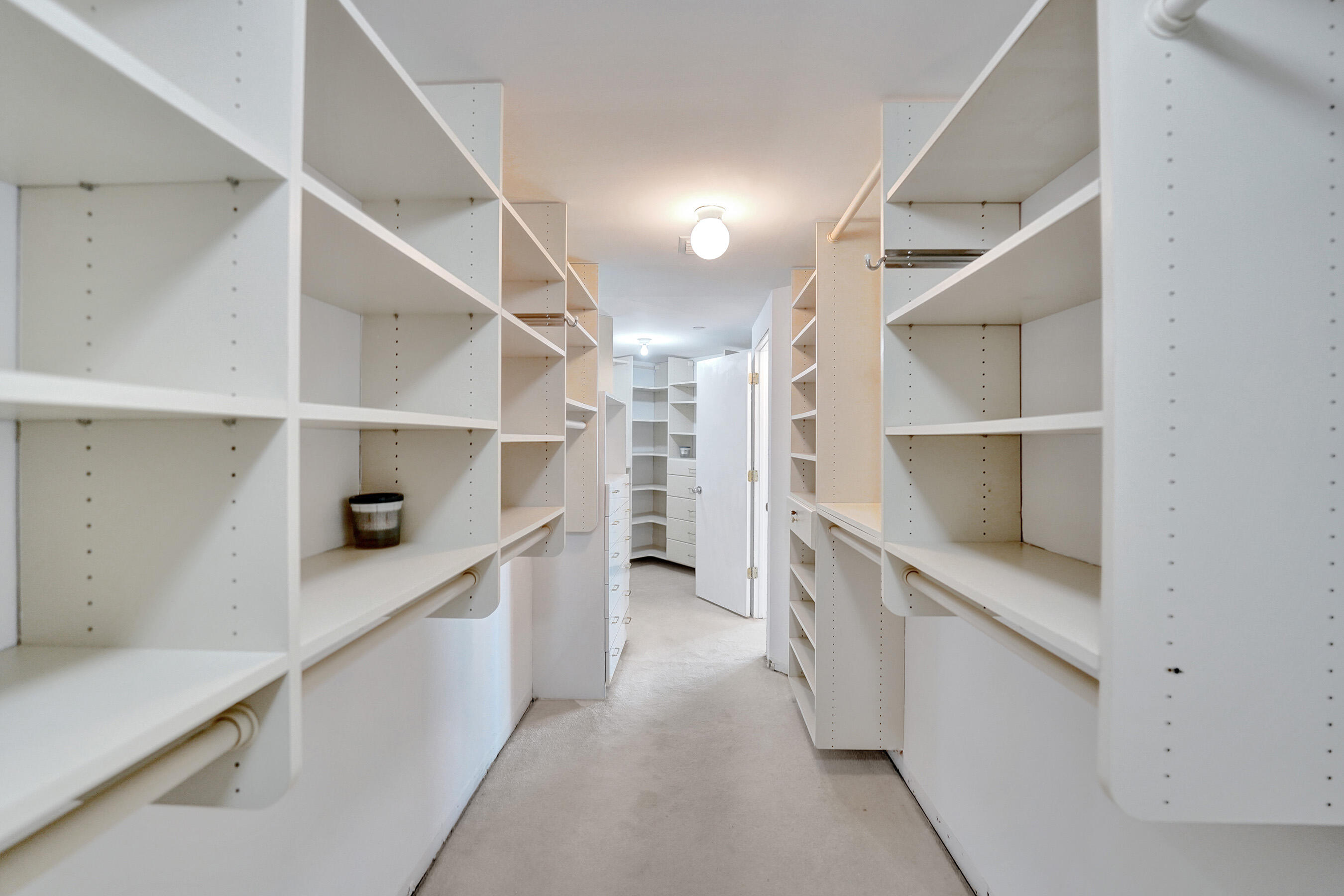 CORNICHE CONDO - Residential