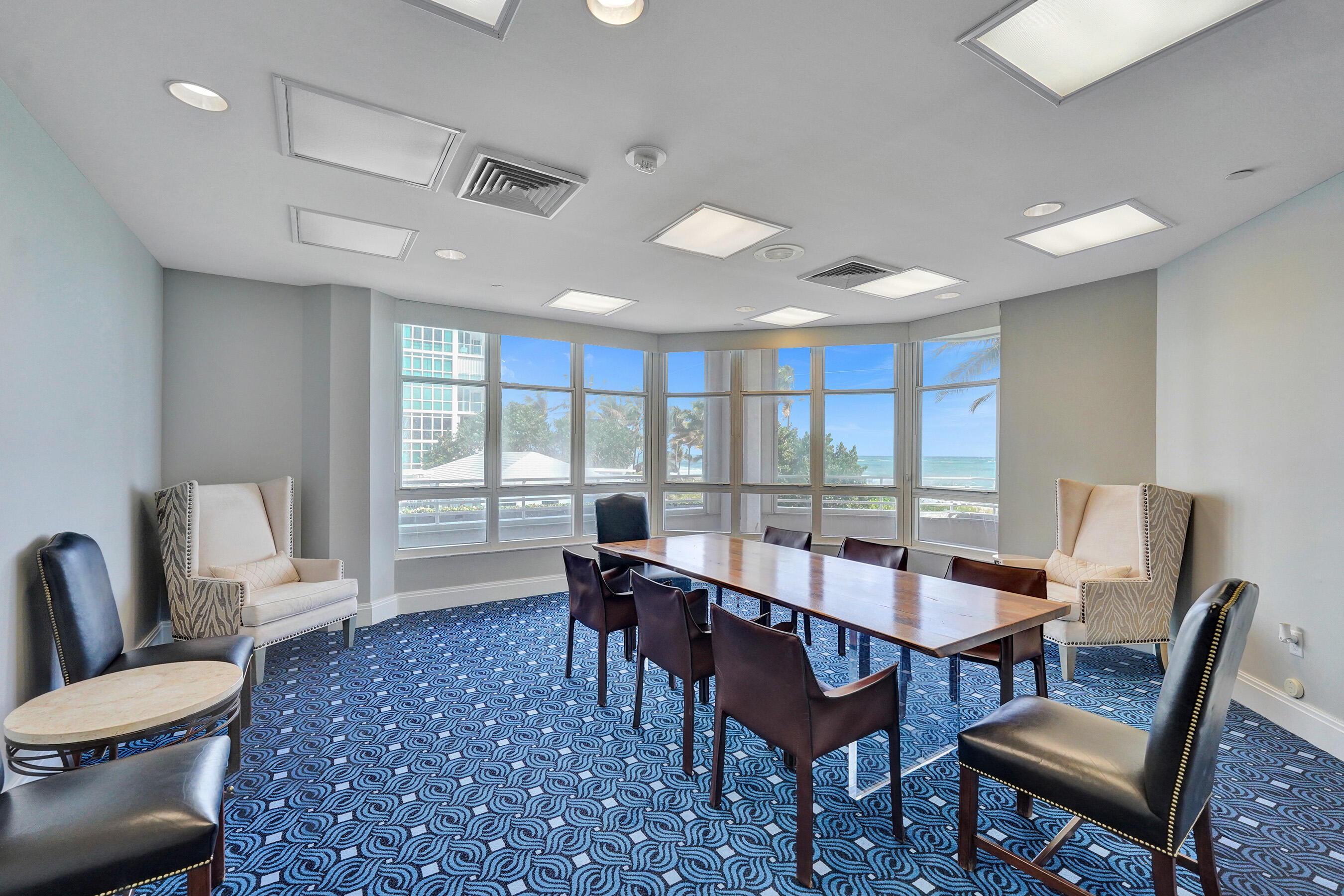 CORNICHE CONDO - Residential