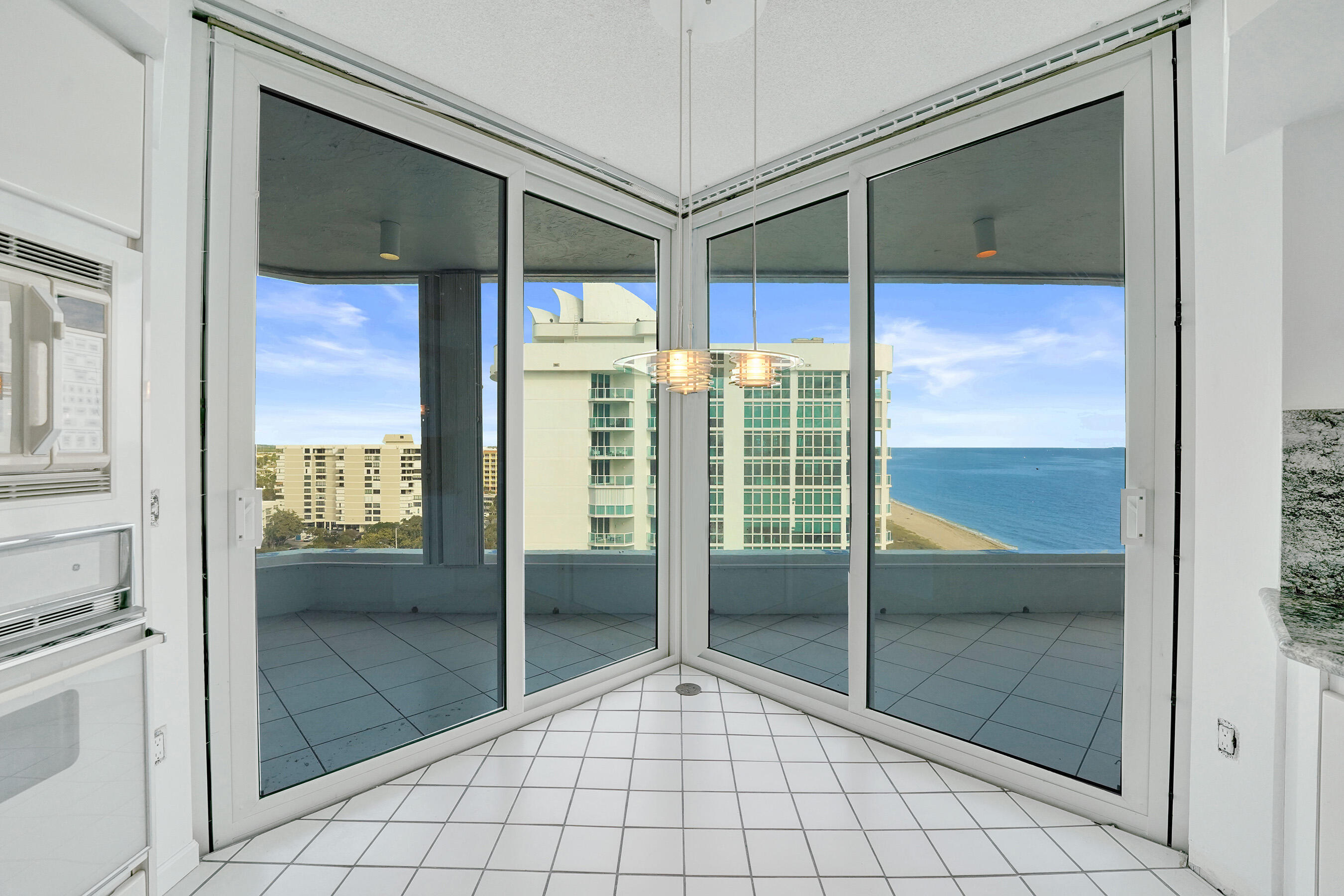 CORNICHE CONDO - Residential