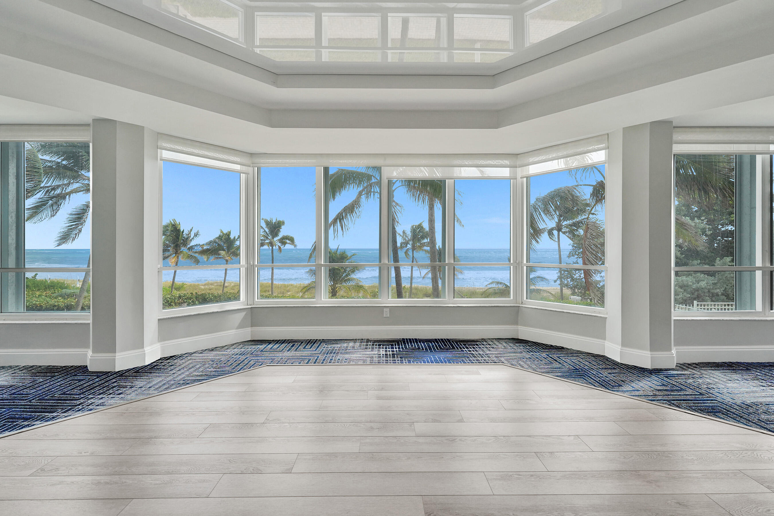 CORNICHE CONDO - Residential