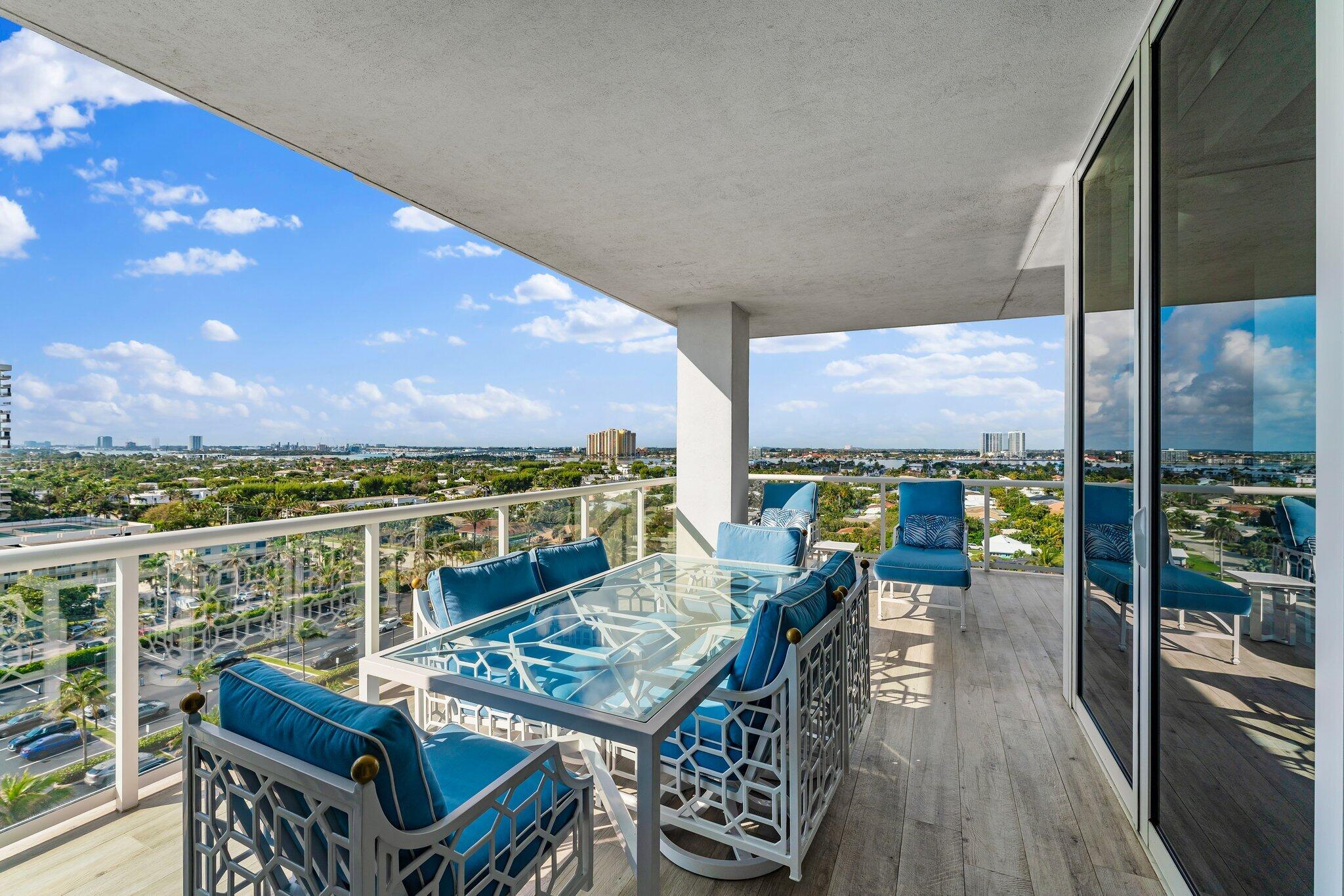 VISTABLUE SINGER ISLAND CONDO - Residential