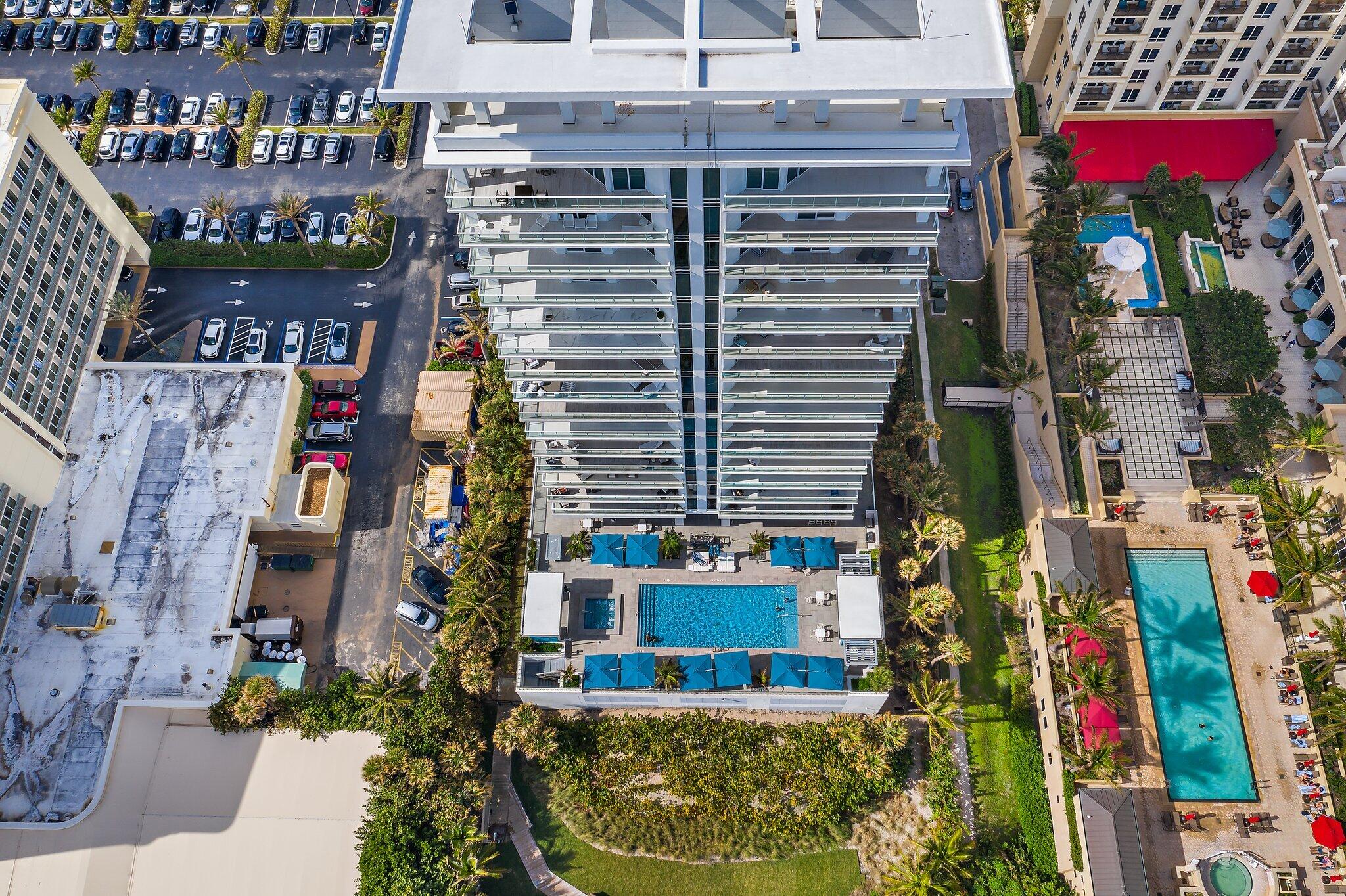 VISTABLUE SINGER ISLAND CONDO - Residential