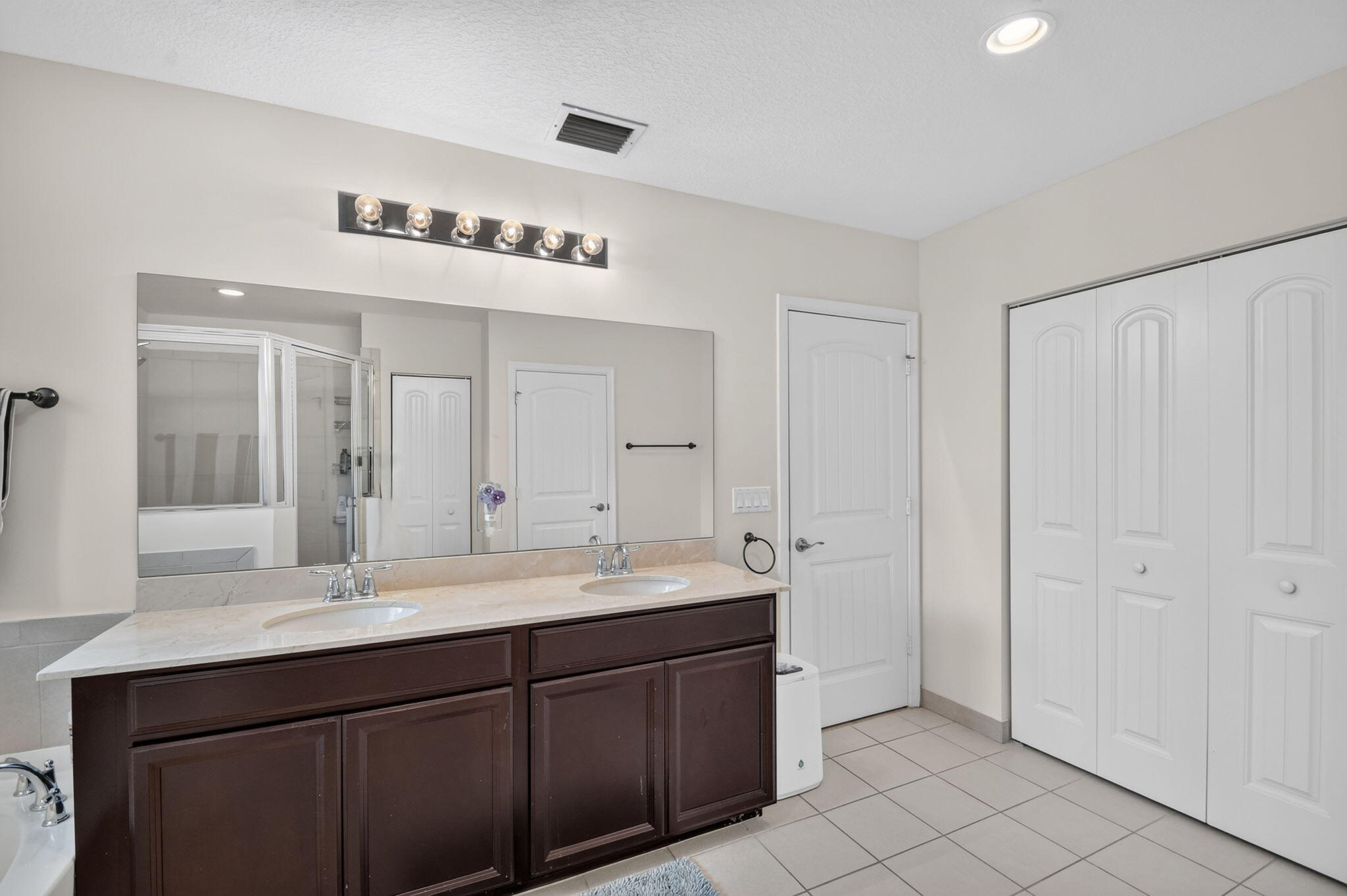 VERONA ESTATES - Residential