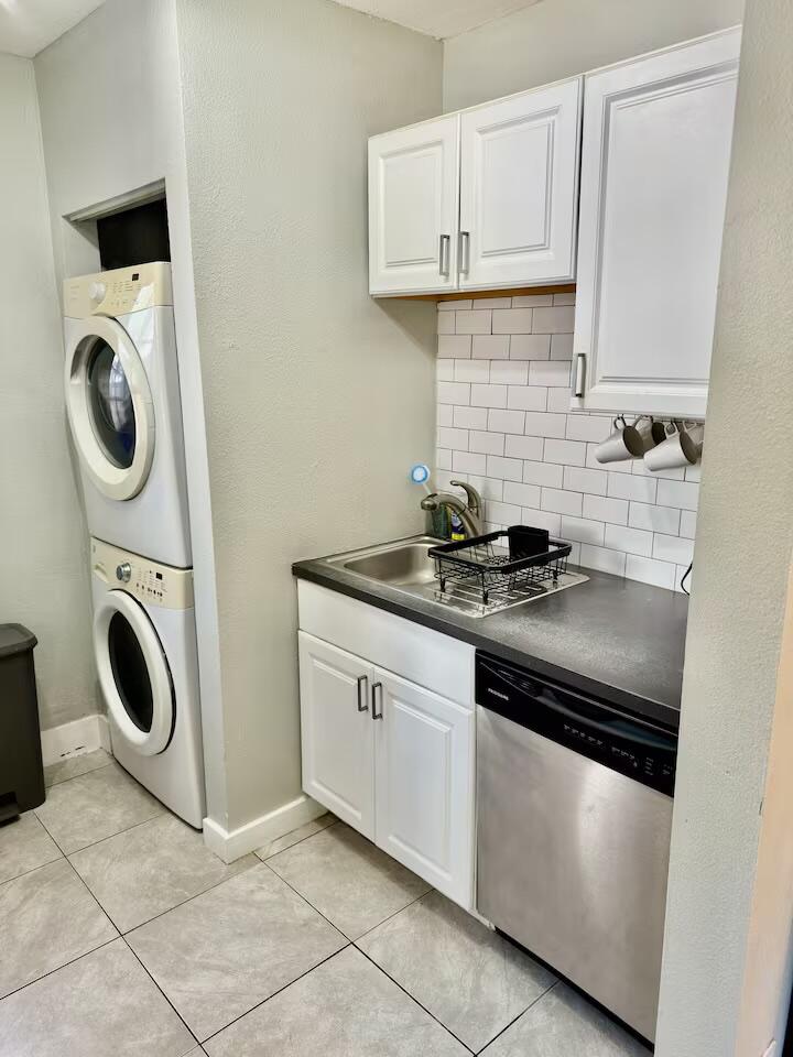 WAVERLY PLACE - Residential