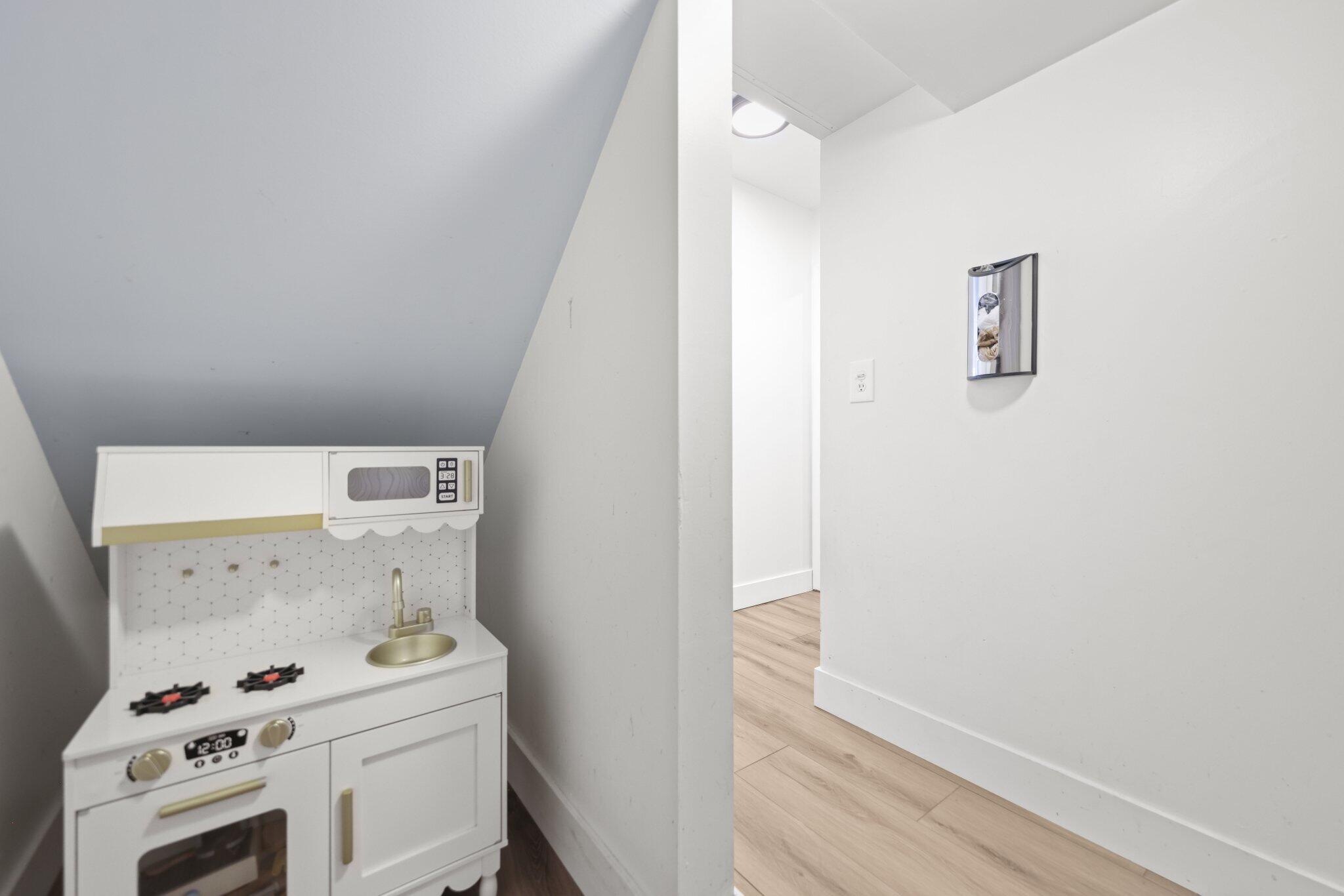 SMITH DAIRY WEST 8 - Residential