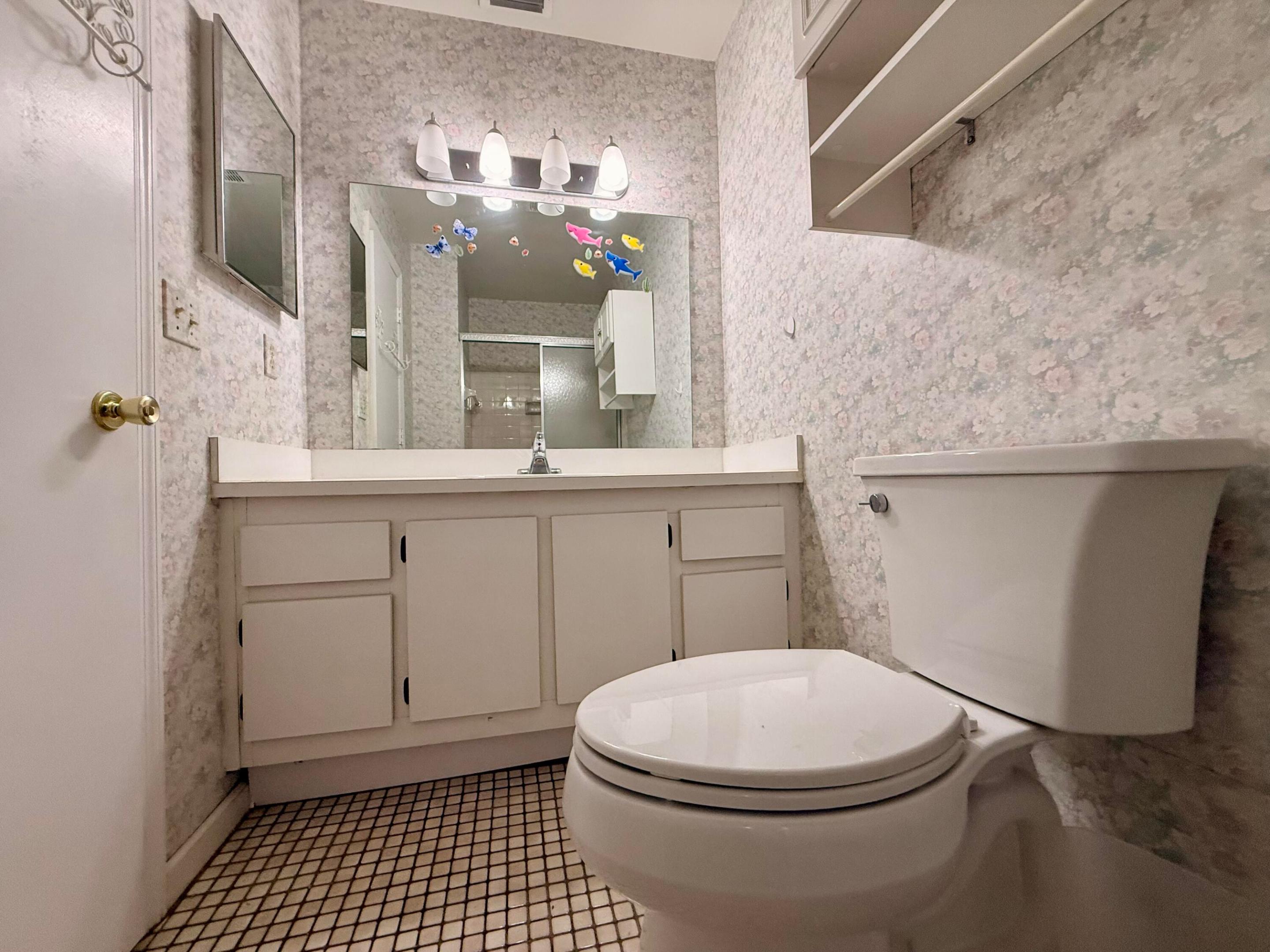 TWIN LAKES SOUTH & TOWN VILLAS CONDO - Residential Lease
