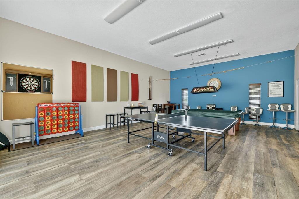 TWIN LAKES SOUTH & TOWN VILLAS CONDO - Residential Lease