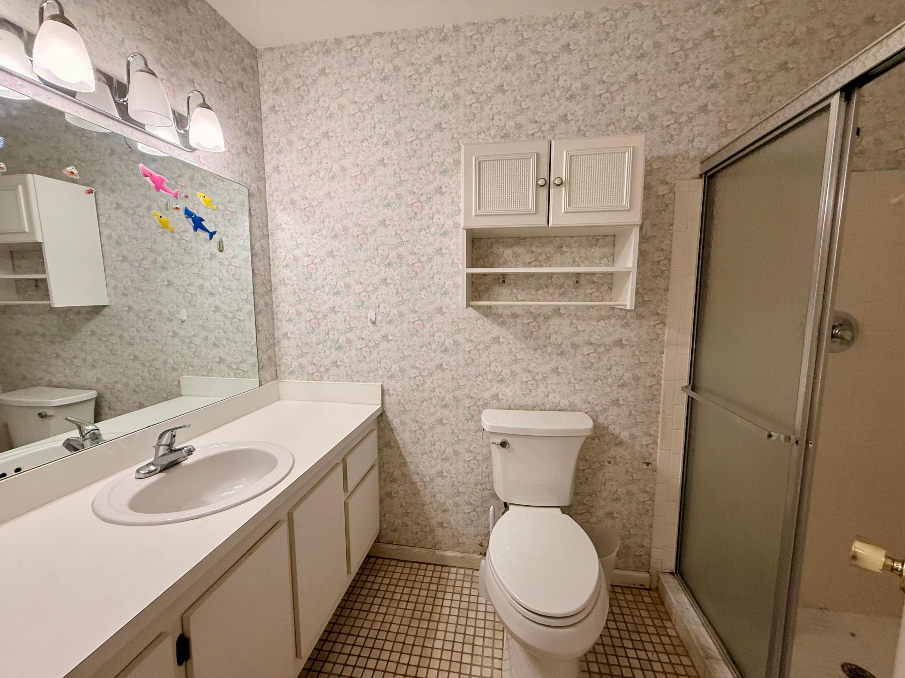 TWIN LAKES SOUTH & TOWN VILLAS CONDO - Residential Lease