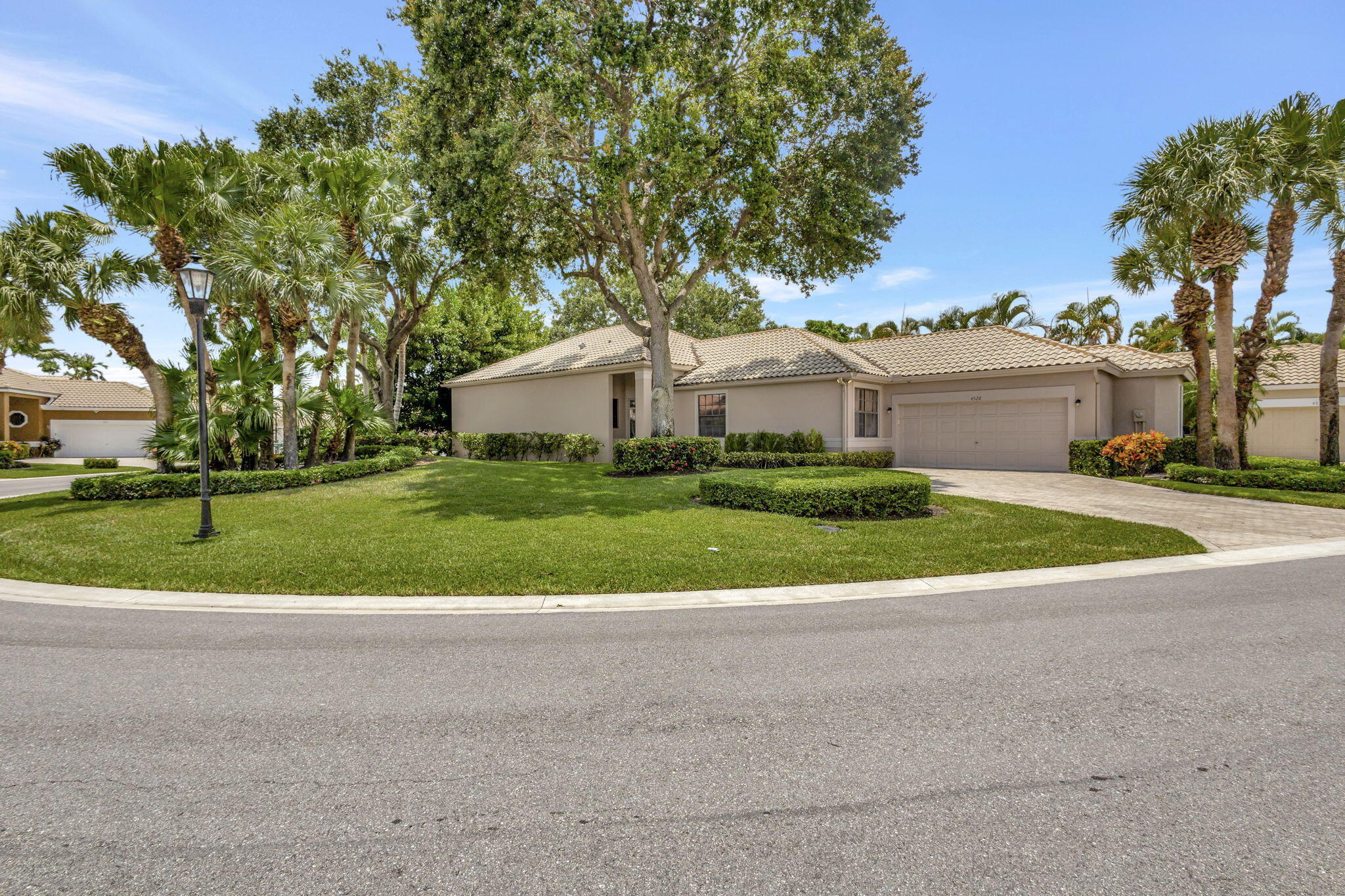 Wycliffe - Barclay - Residential Lease