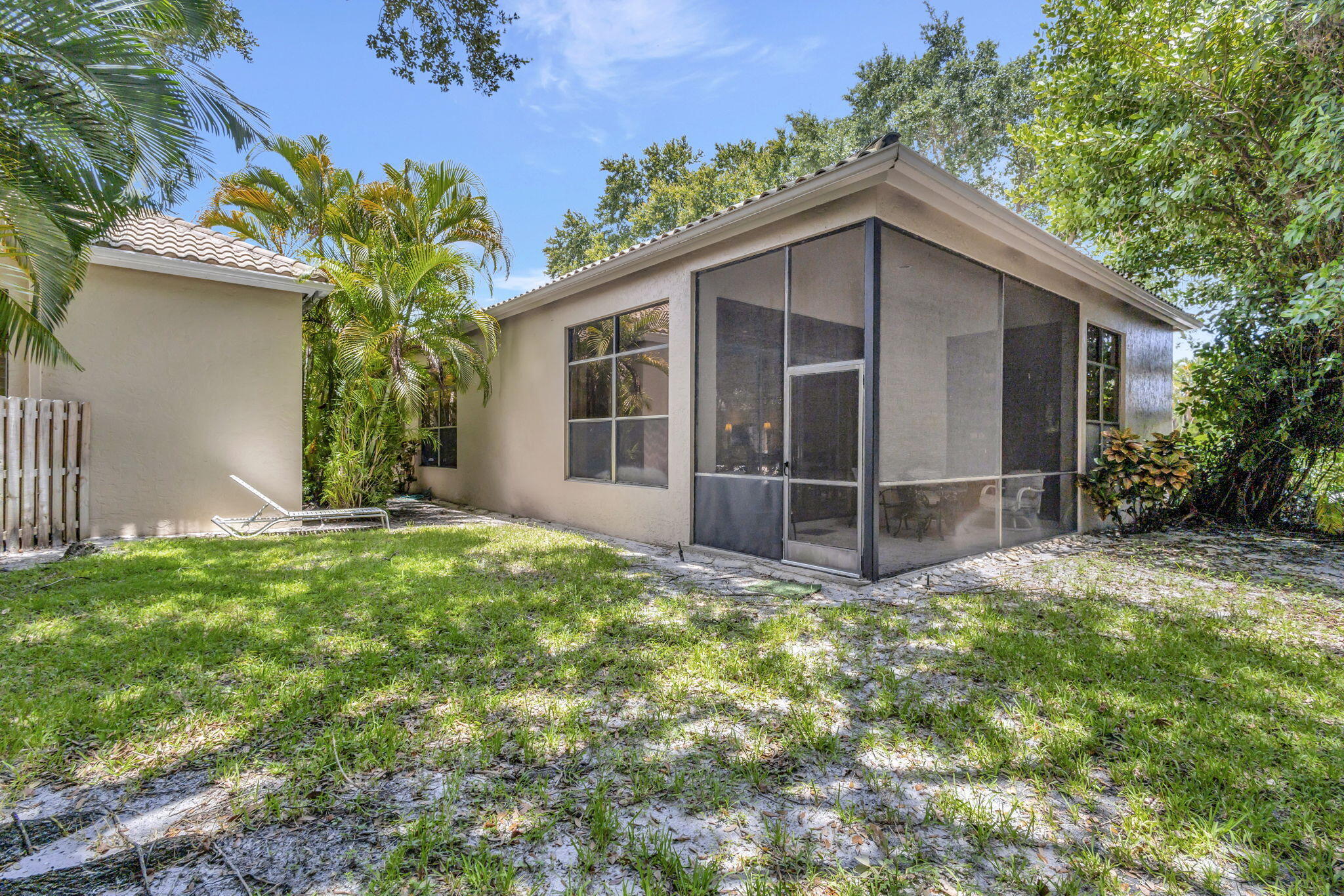 Wycliffe - Barclay - Residential Lease