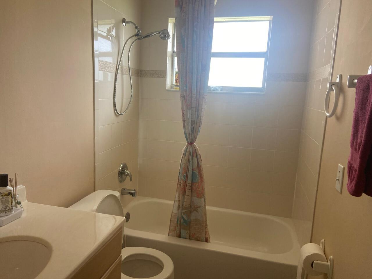 CRYSTAL LAKE VILLAS - Residential