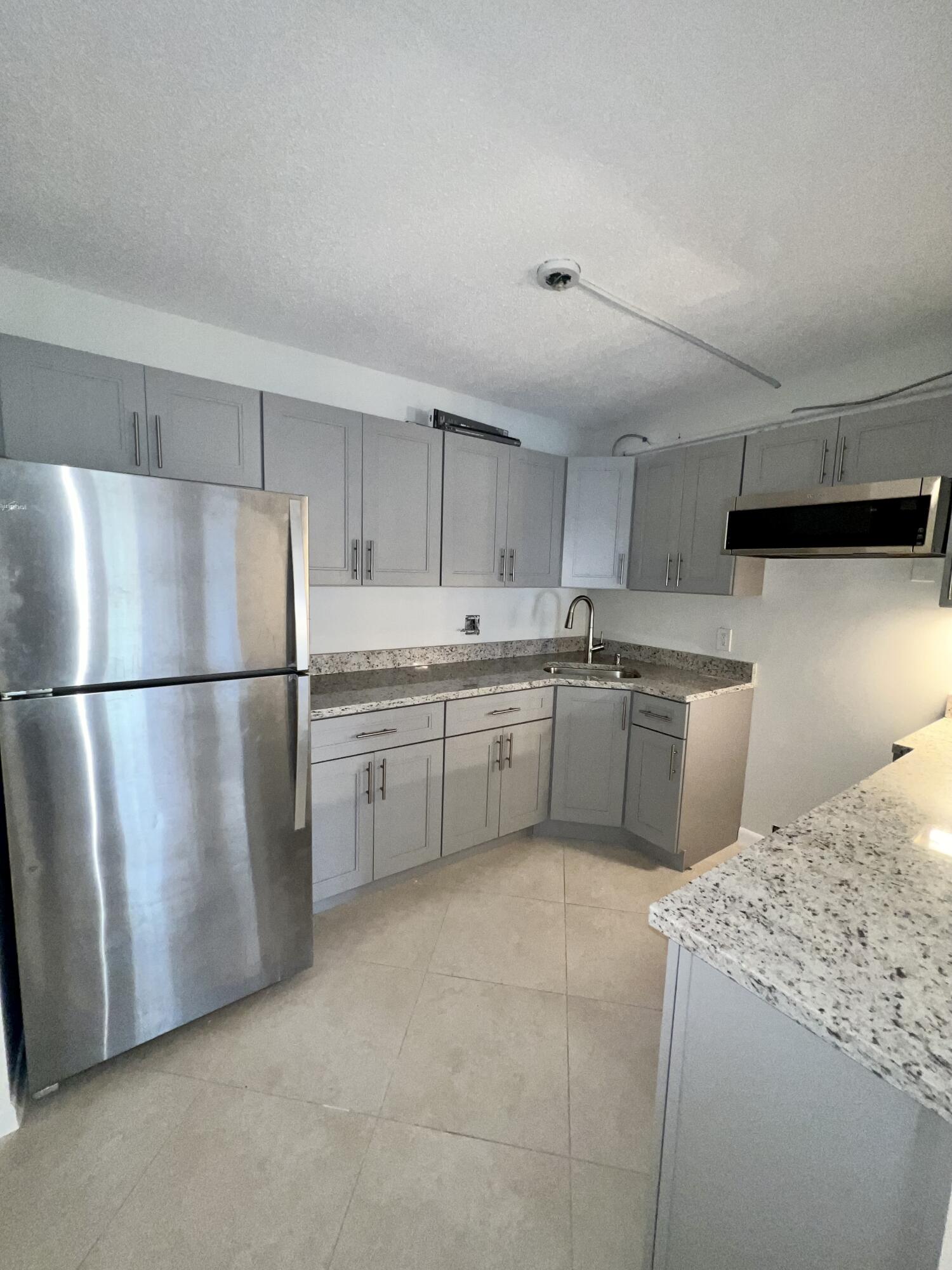 PINE RIDGE SOUTH II CONDO - Residential Lease