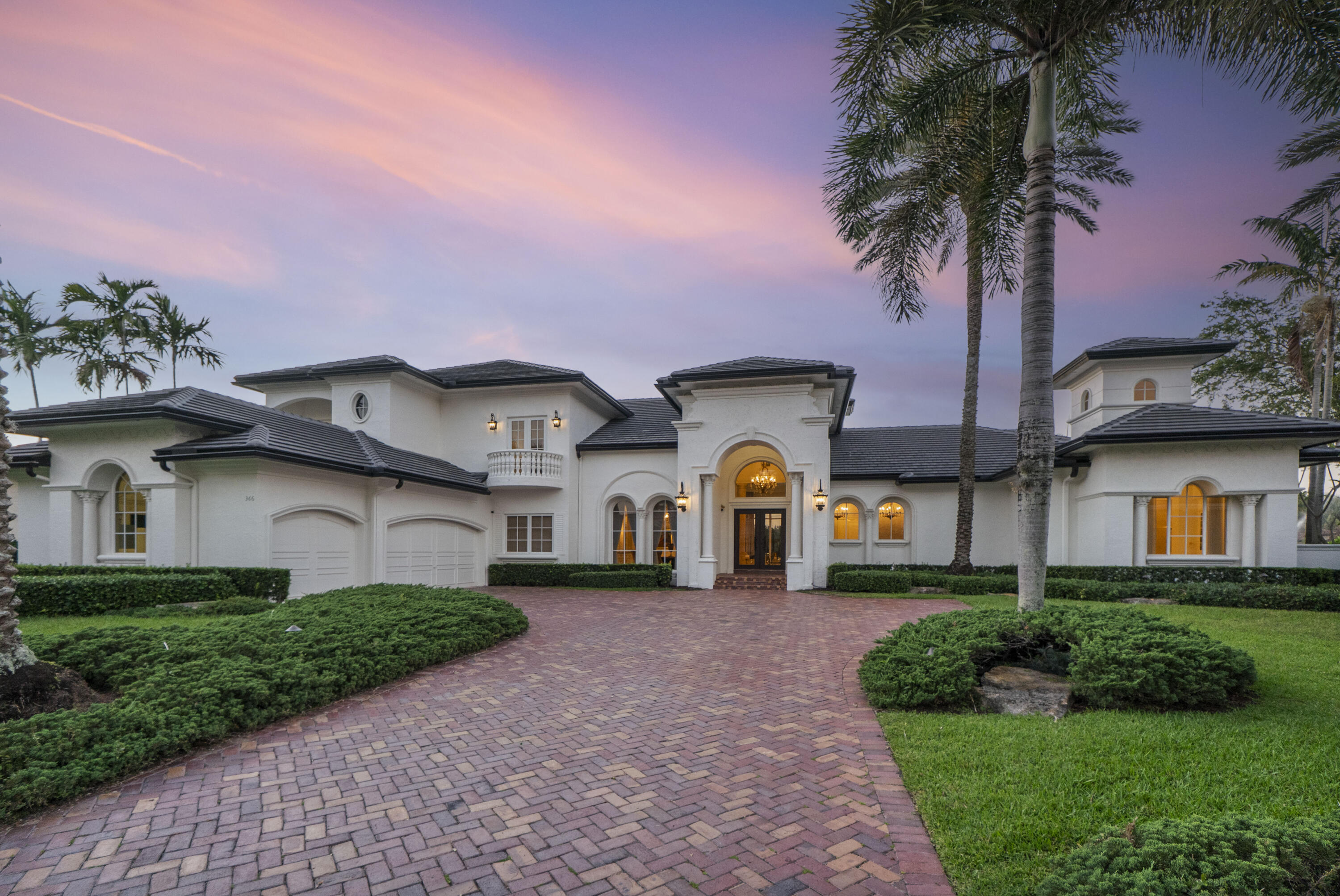ENCLAVE - Residential