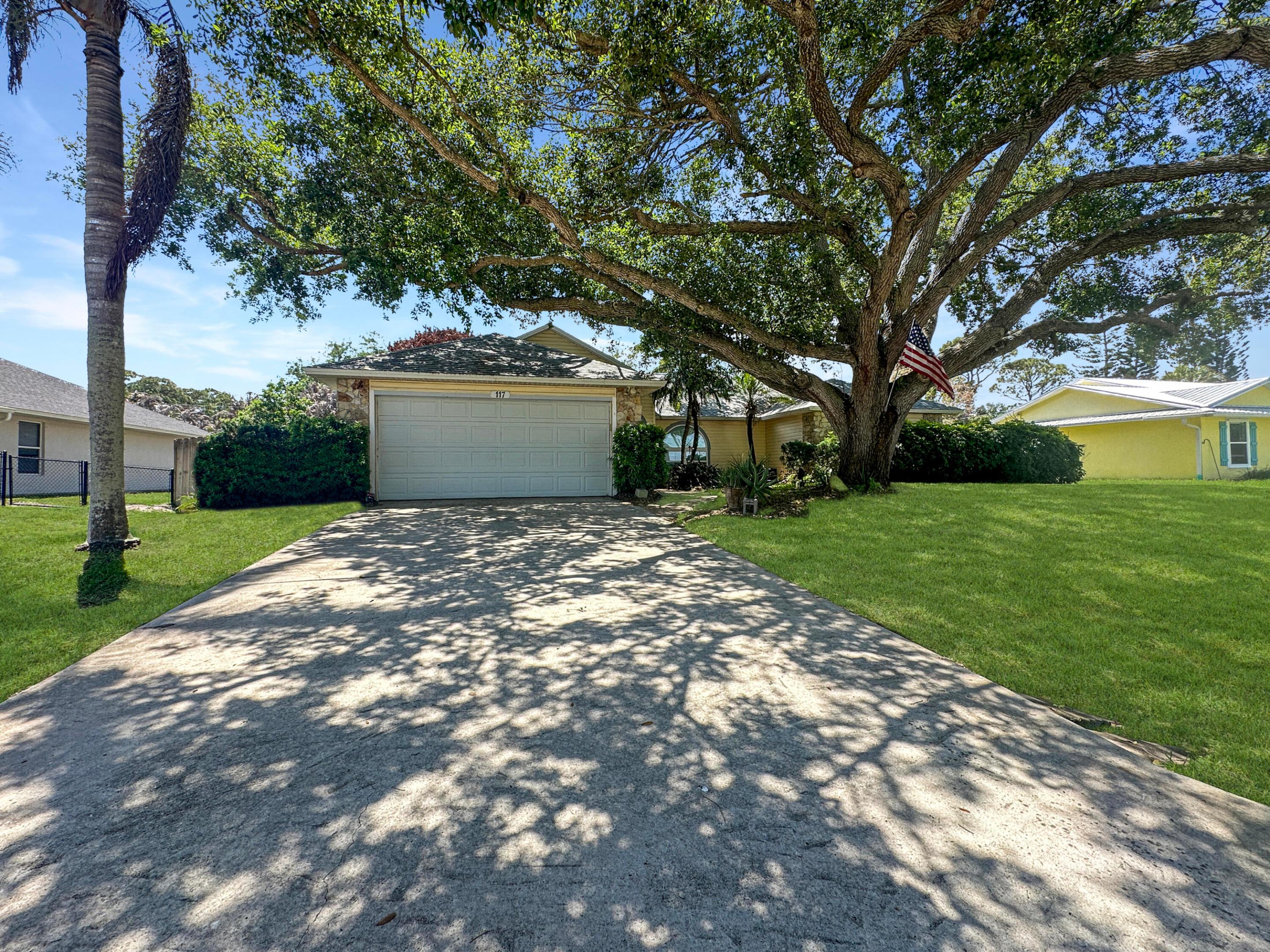 SEBASTIAN HIGHLANDS UNIT 17 - Residential