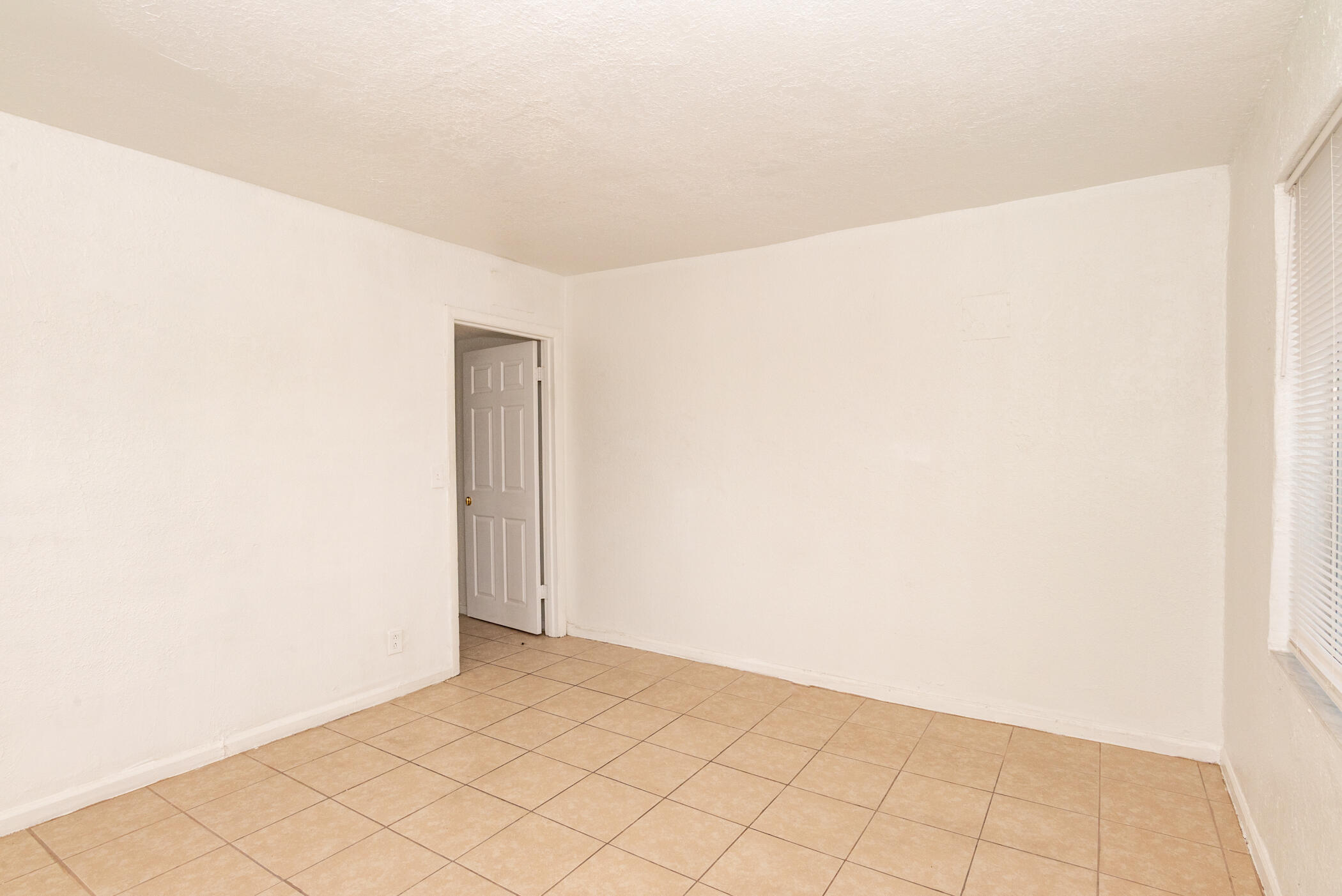 GRANT PARK - Residential Lease