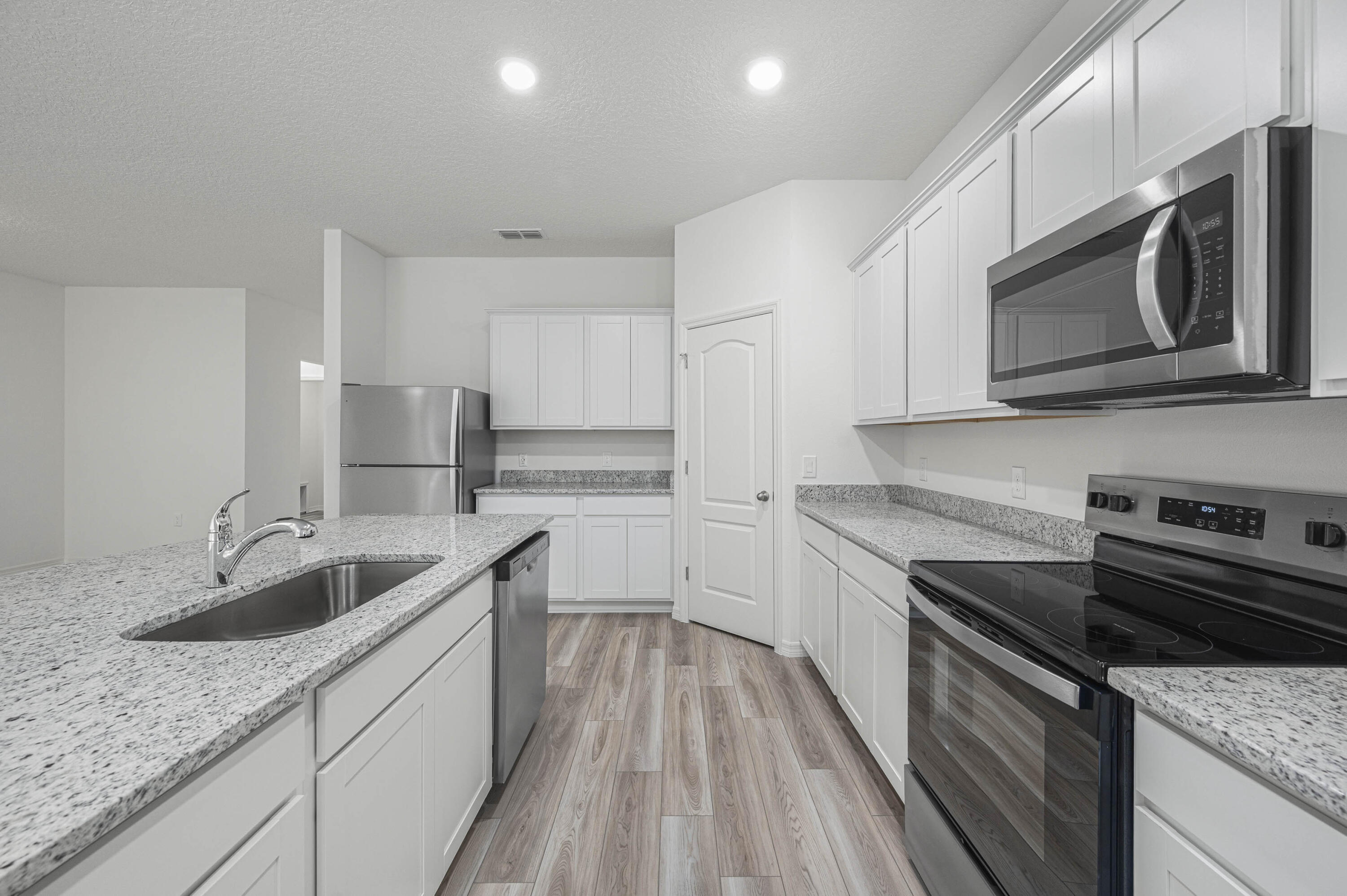 VERO LAKE ESTATES UNIT R - Residential