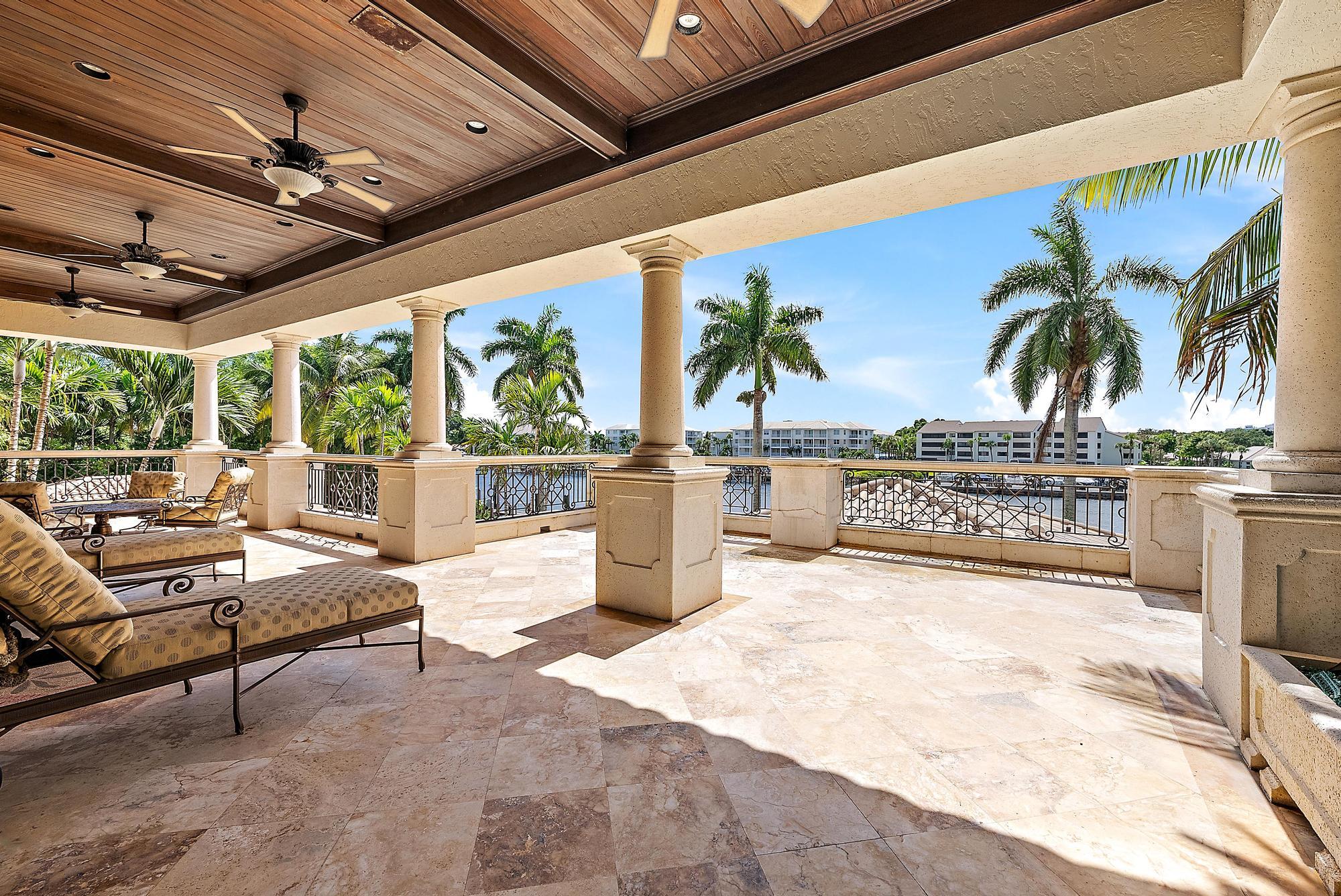 SEVEN OAKS - Residential