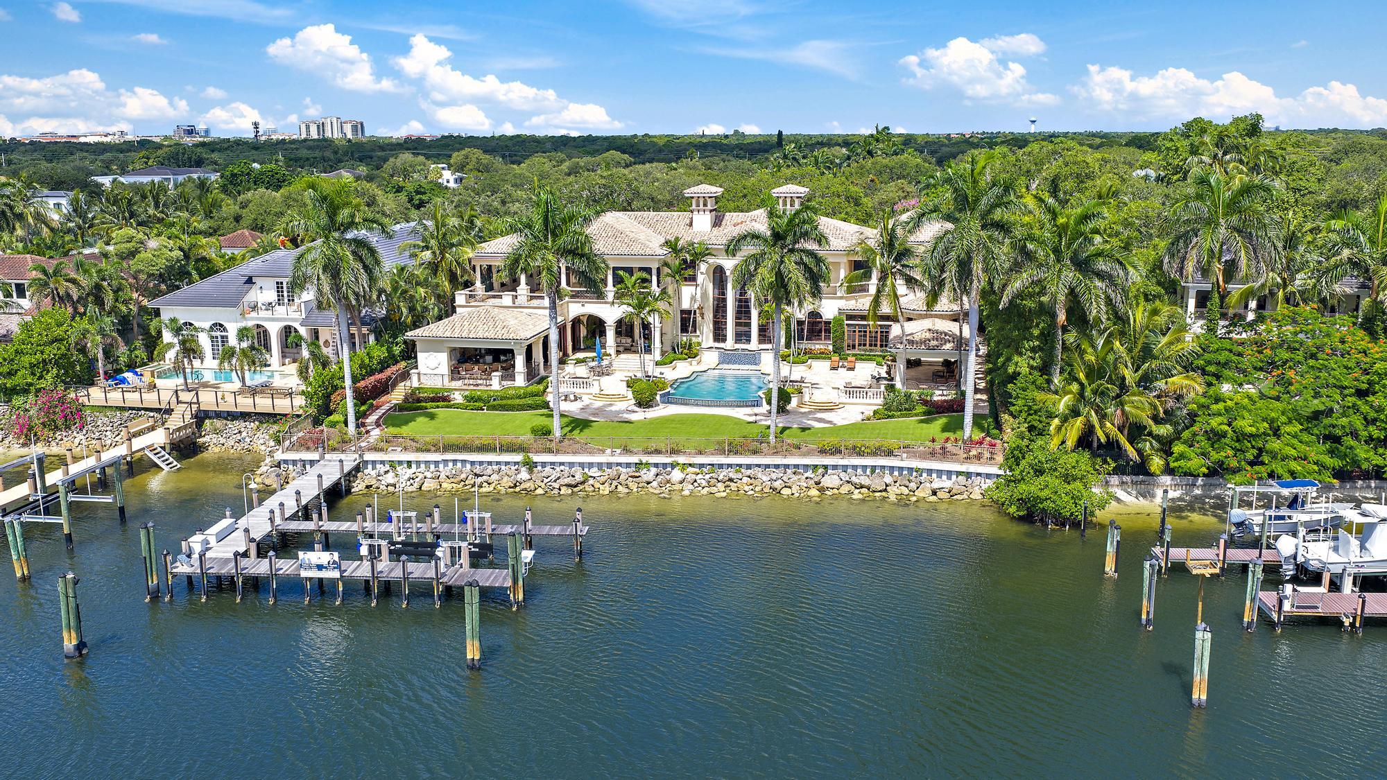 SEVEN OAKS - Residential