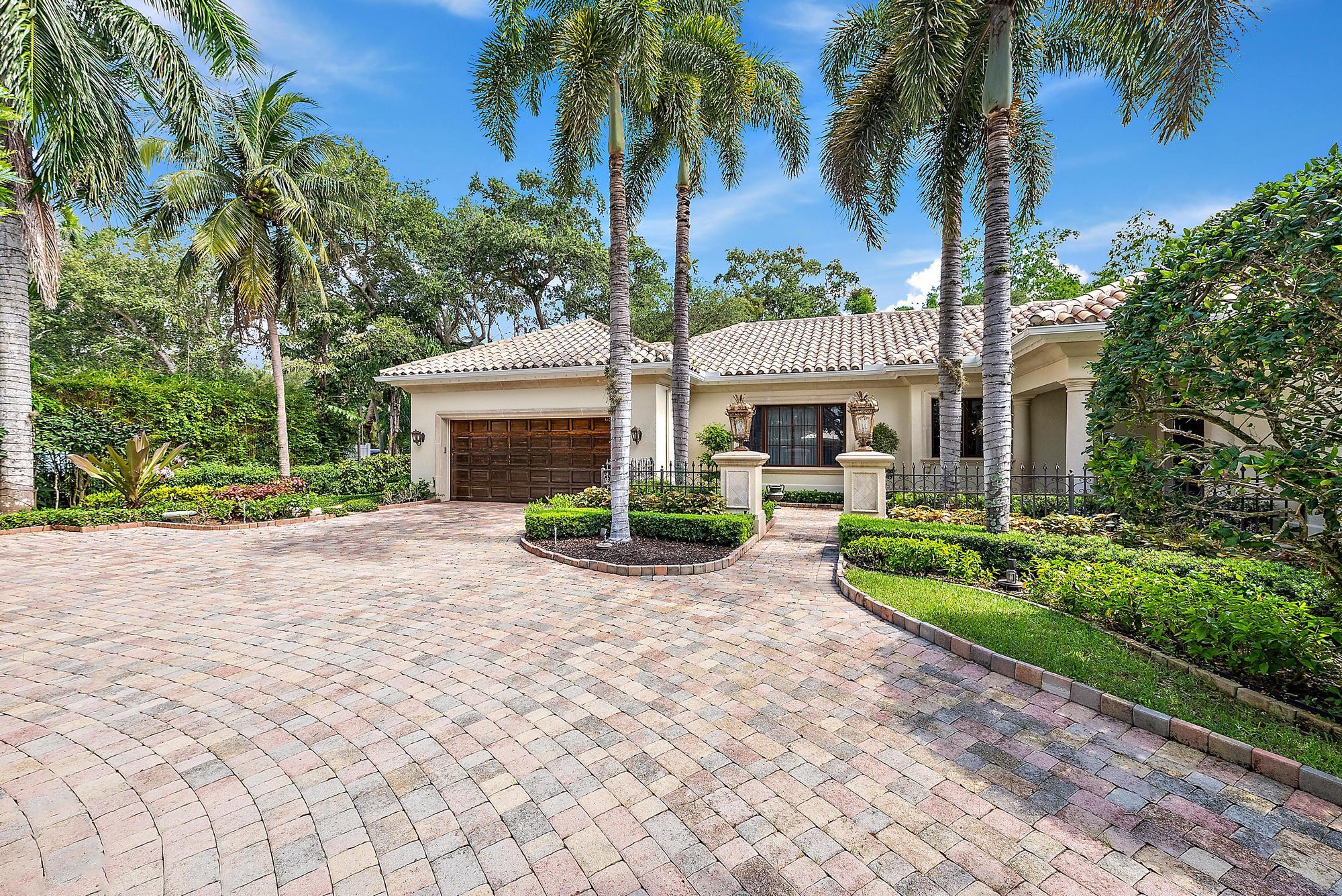 SEVEN OAKS - Residential