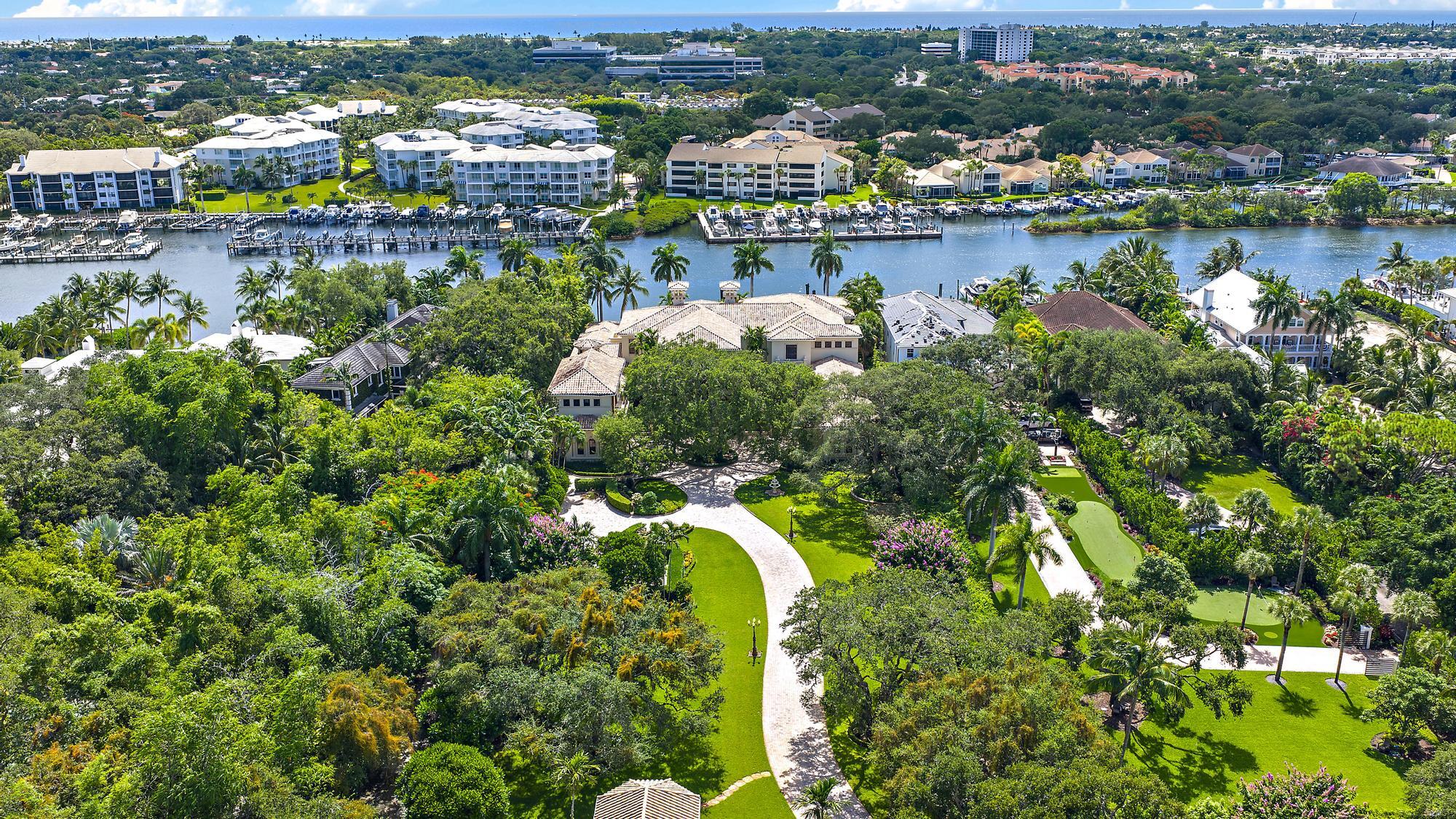 SEVEN OAKS - Residential