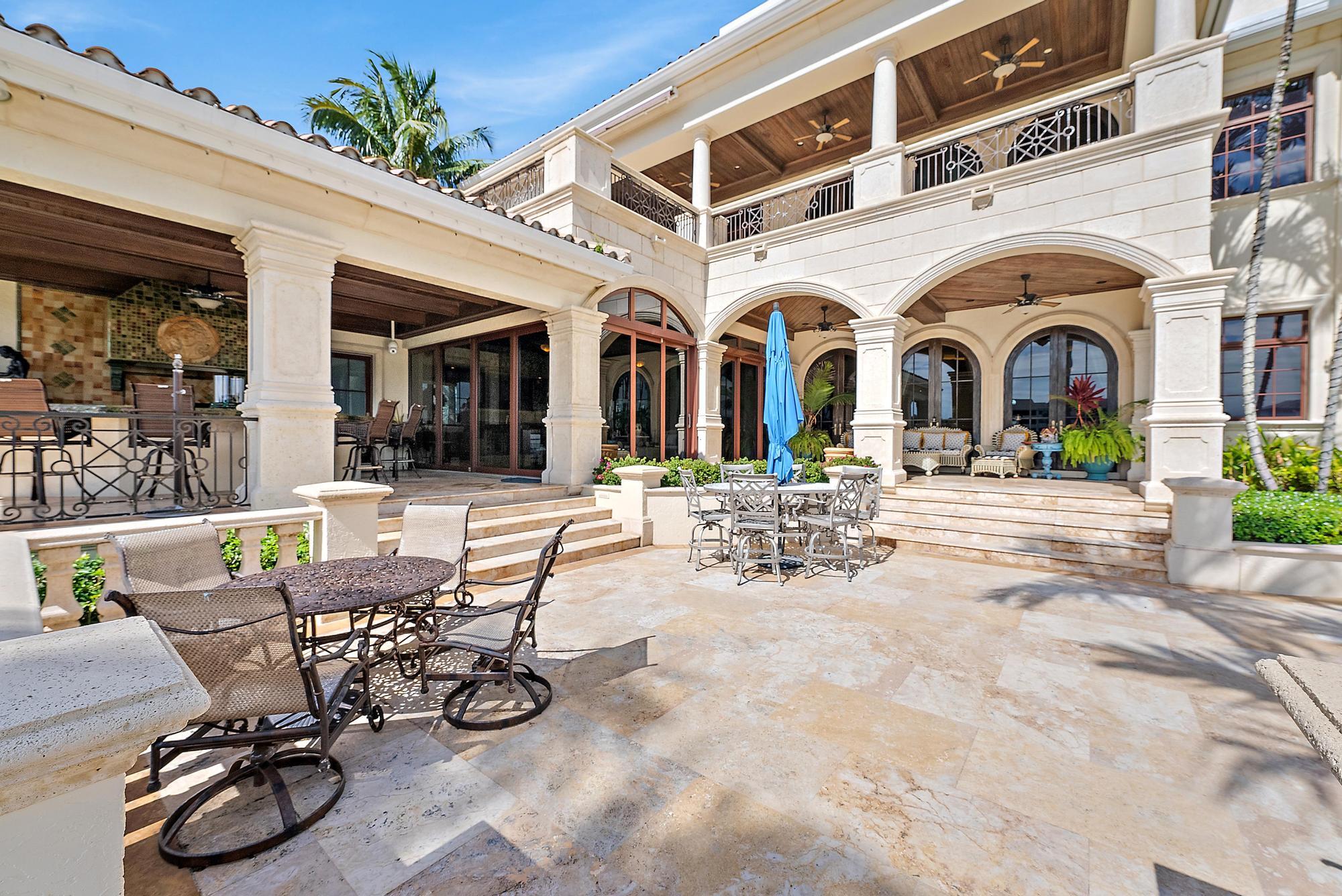 SEVEN OAKS - Residential