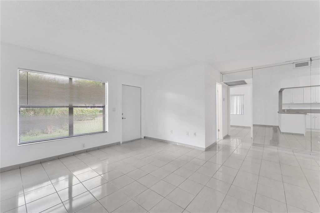 LAGO GRANDE ONE CONDO - Residential Lease