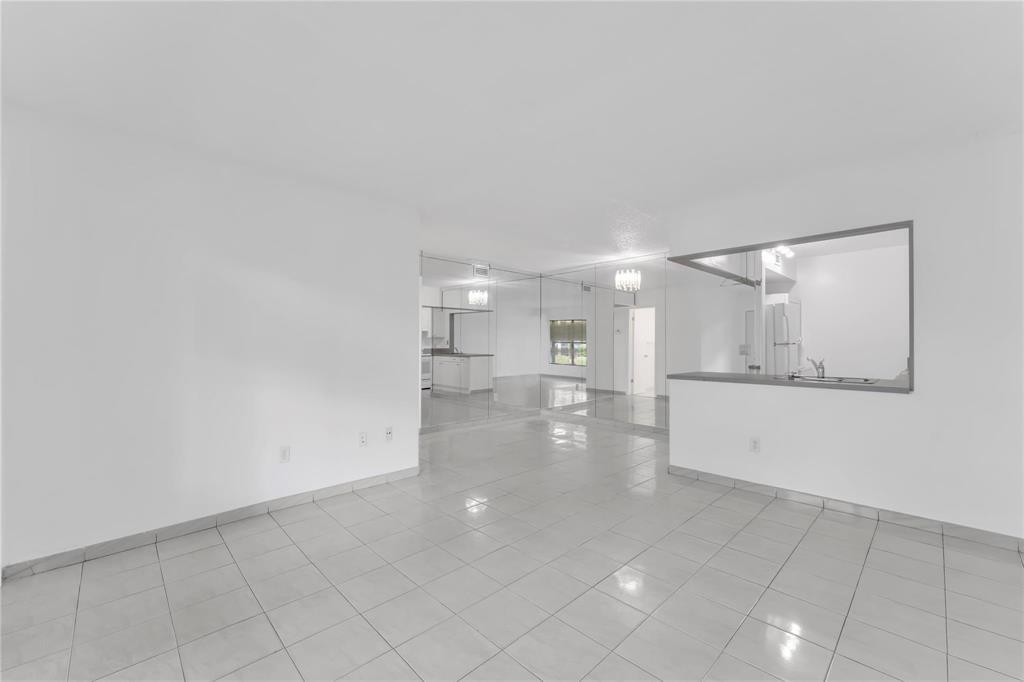 LAGO GRANDE ONE CONDO - Residential Lease