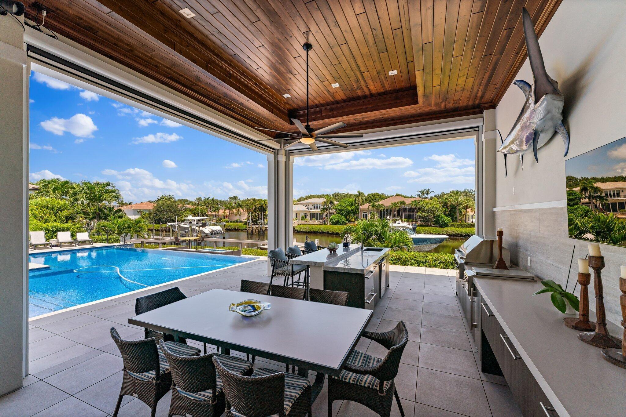 ADMIRALS COVE - Residential