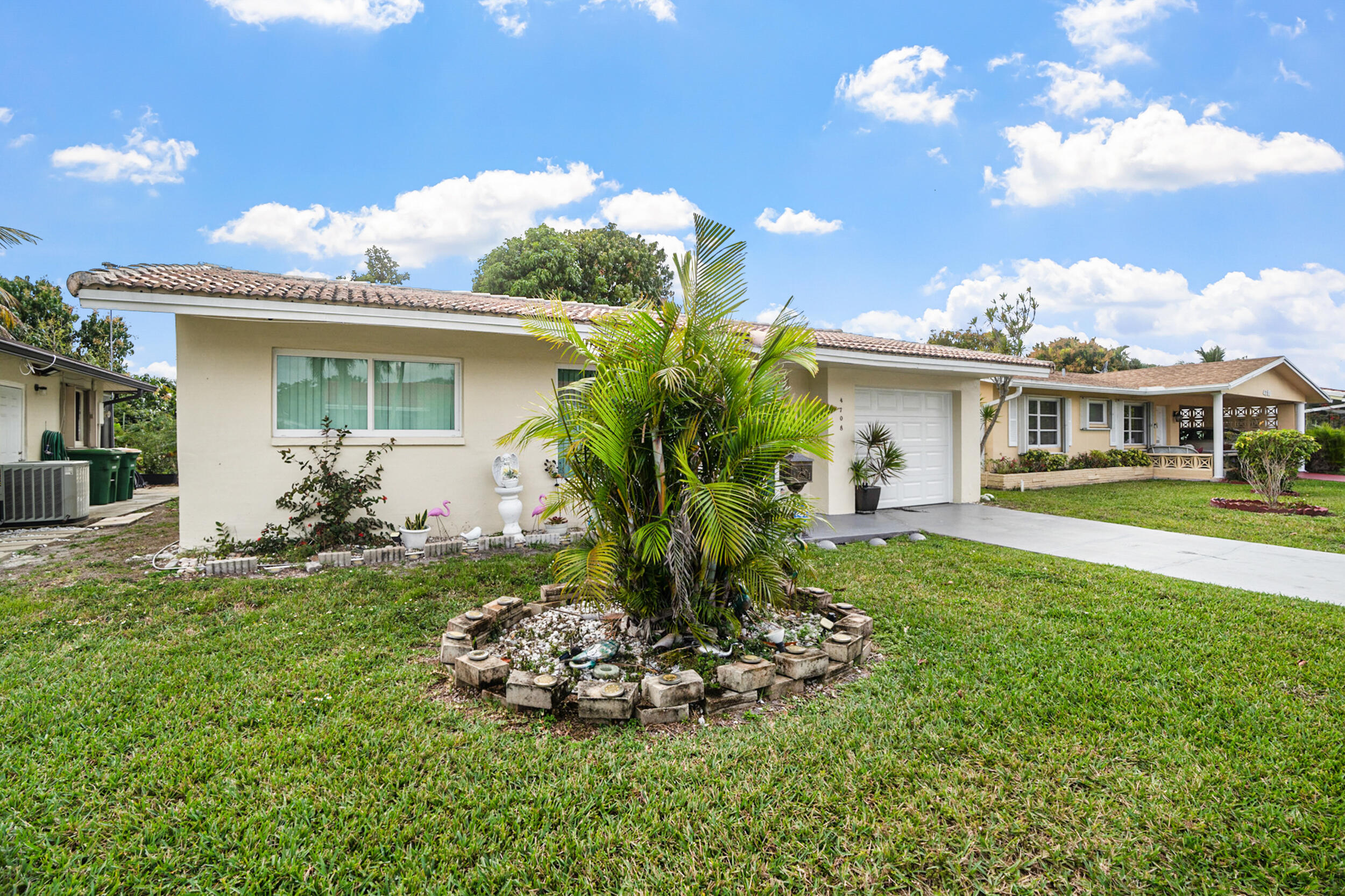 MAINLANDS OF TAMARAC LAKES - Residential