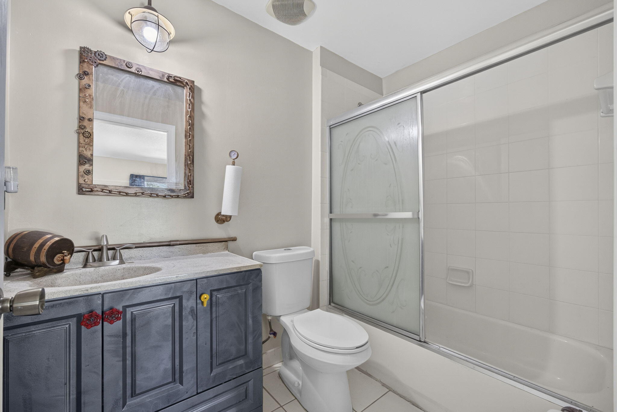 SEMINOLE ESTATES & TOWNHOMES - Residential