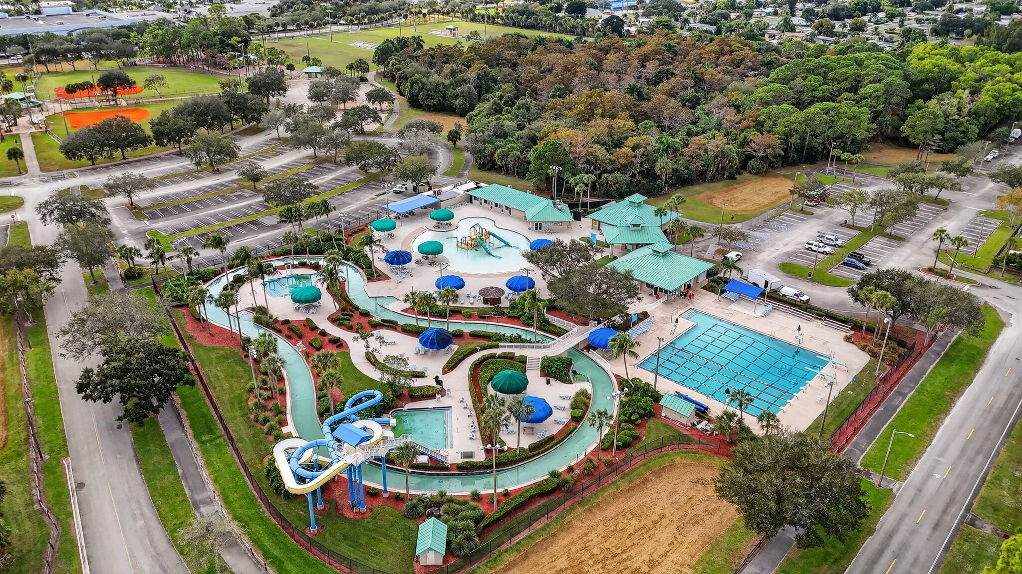 SEMINOLE ESTATES & TOWNHOMES - Residential