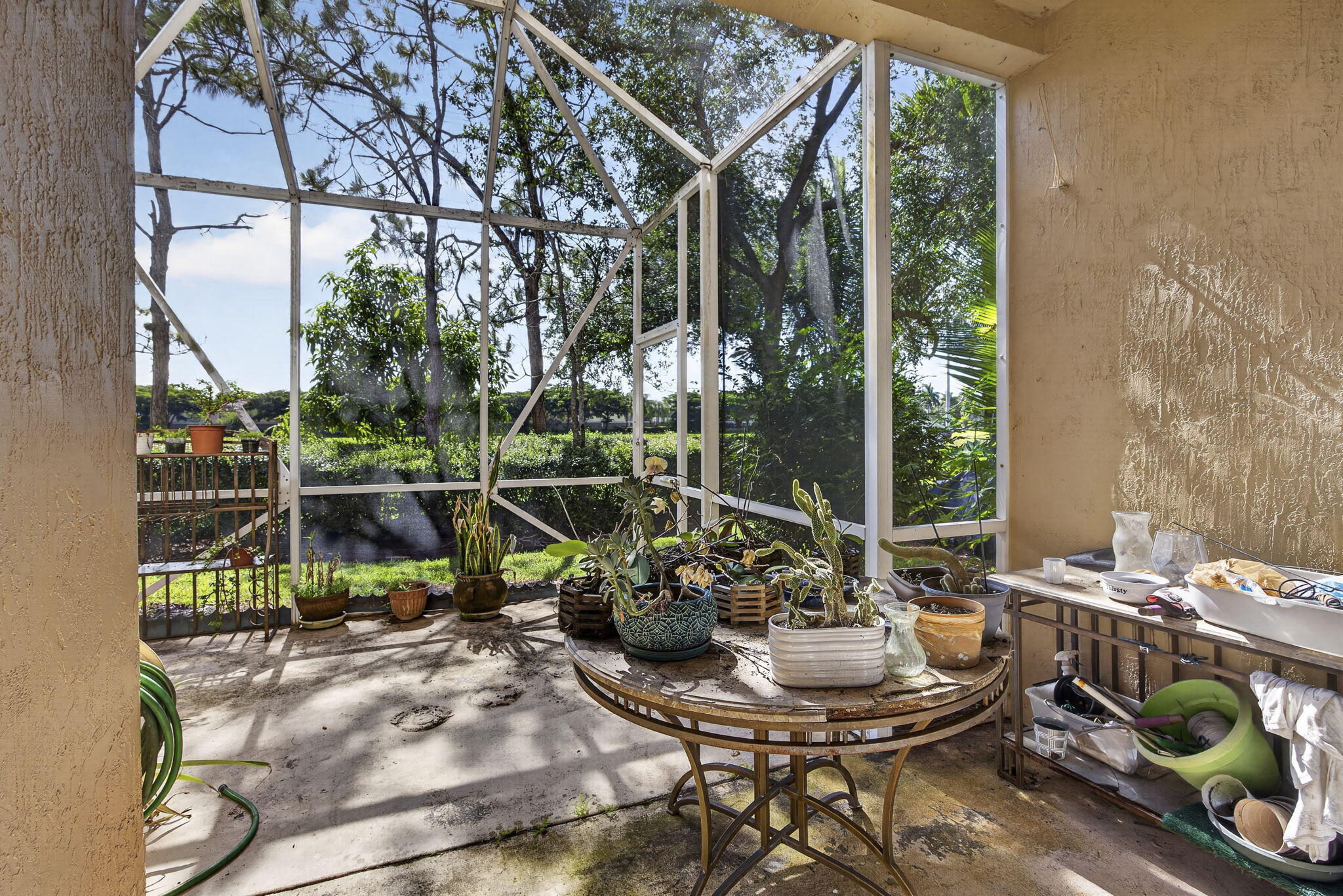 SEMINOLE ESTATES & TOWNHOMES - Residential