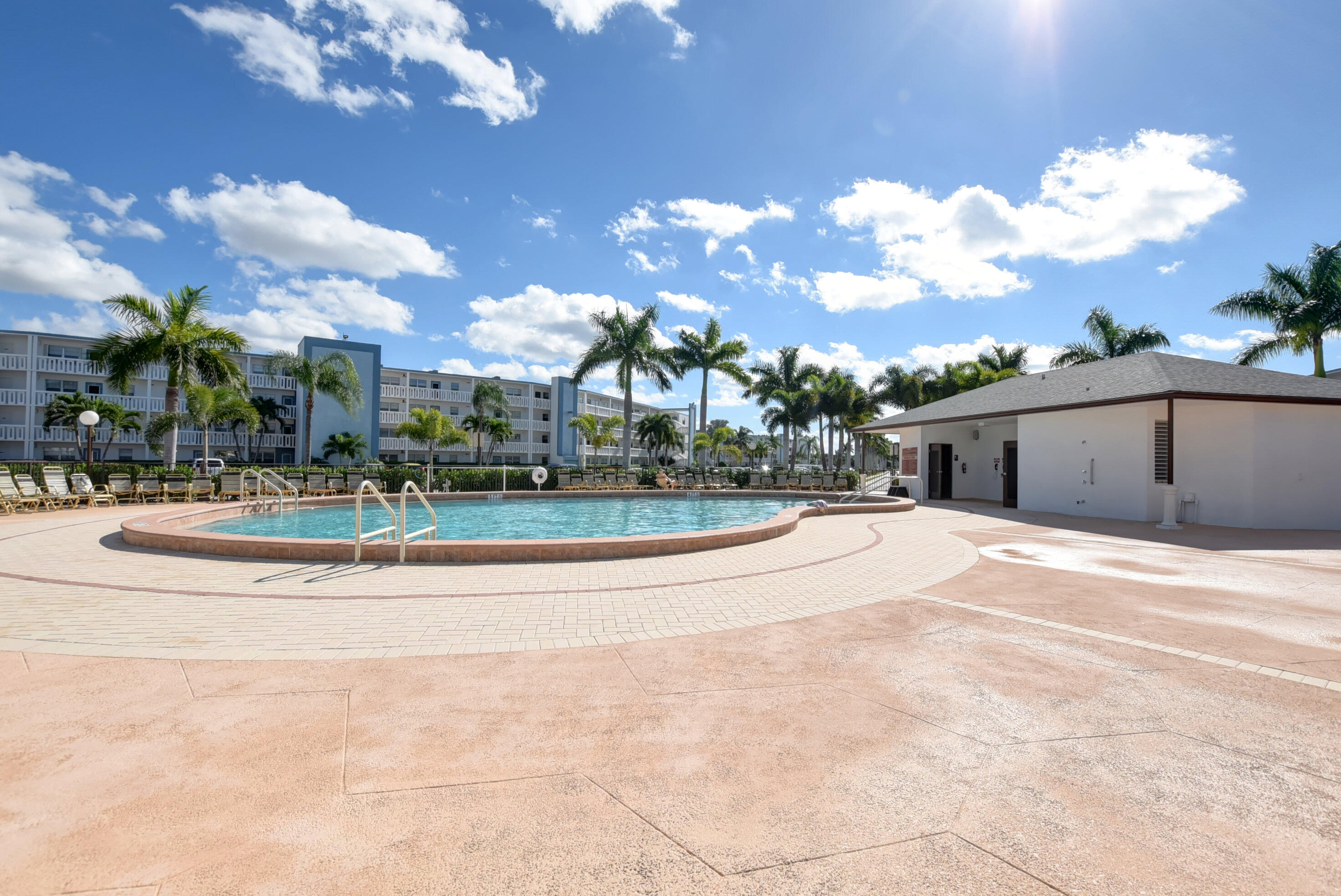 SUFFOLK AT CENTURY VILLAGE CONDO - Residential