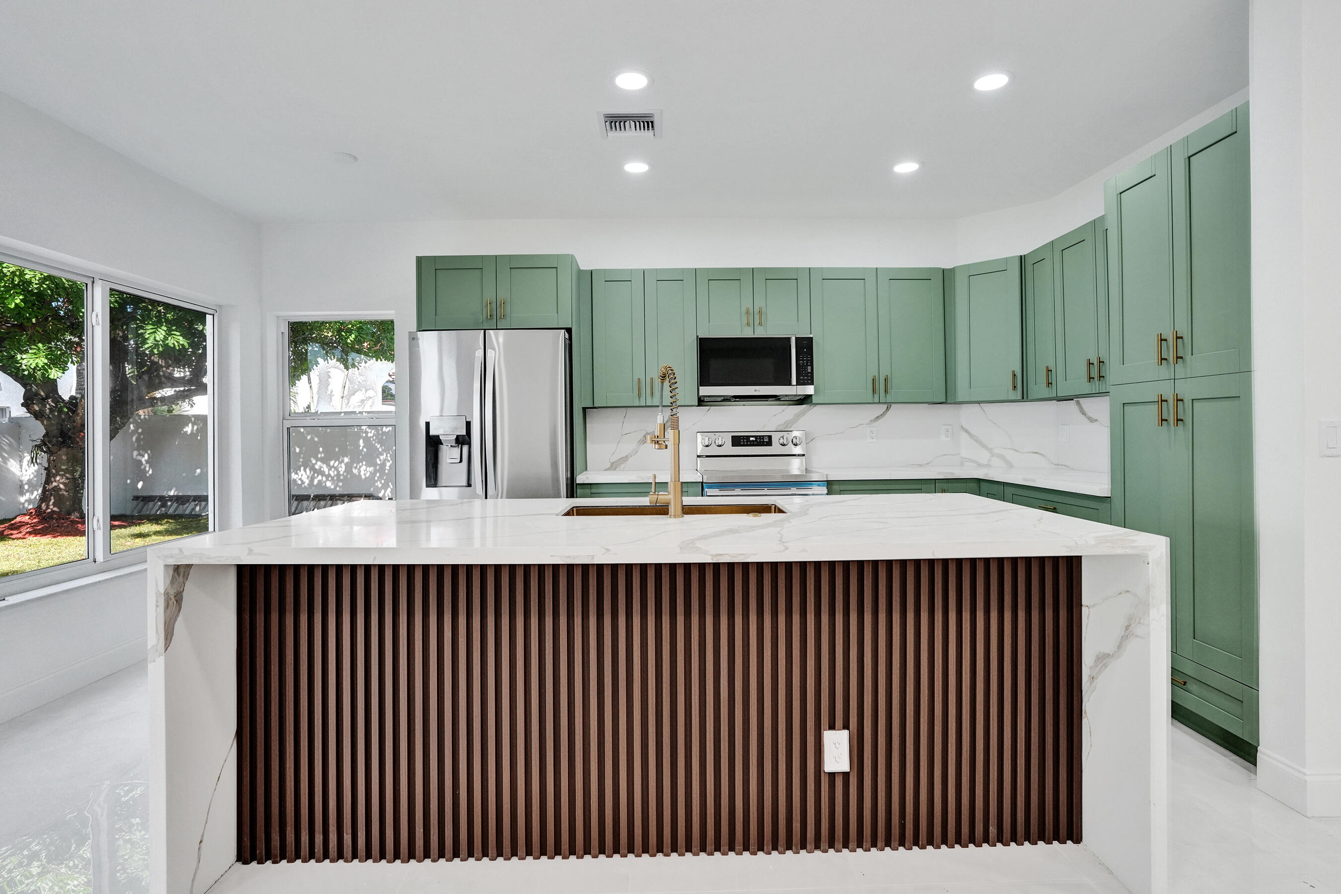 HOLIDAY SPRINGS EAST - Residential