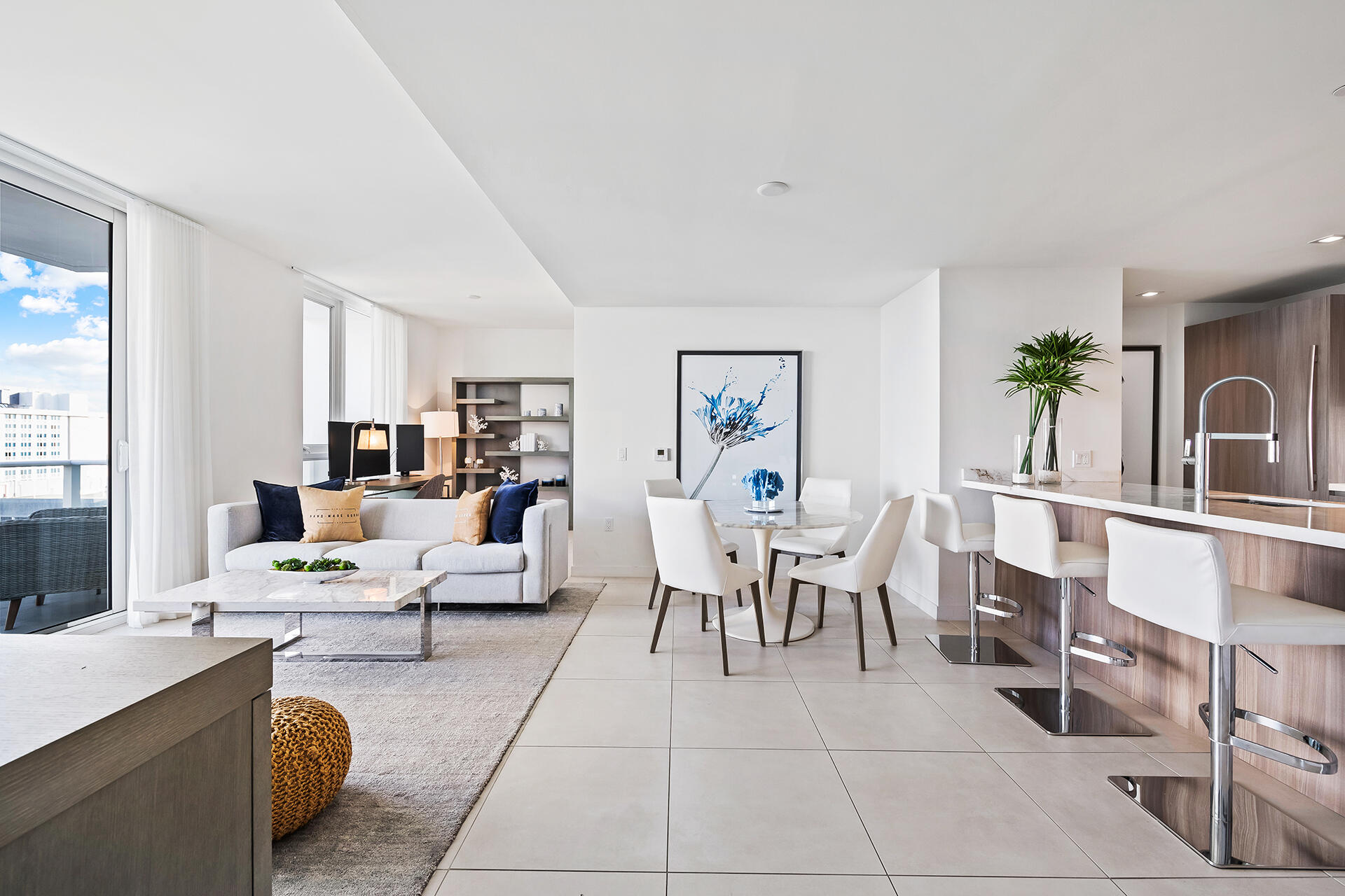 TIFFANY HOUSE CONDO - Residential
