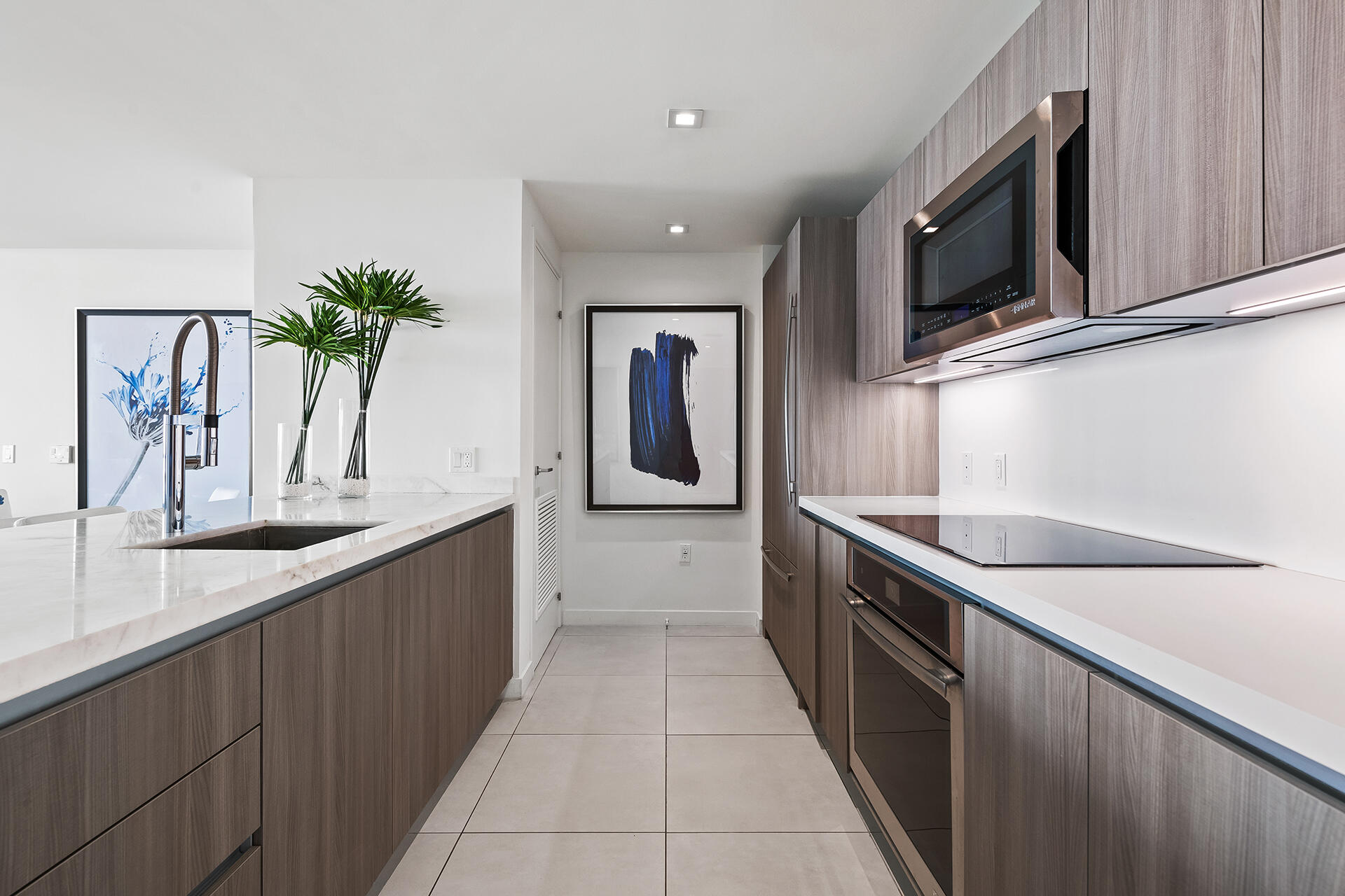 TIFFANY HOUSE CONDO - Residential
