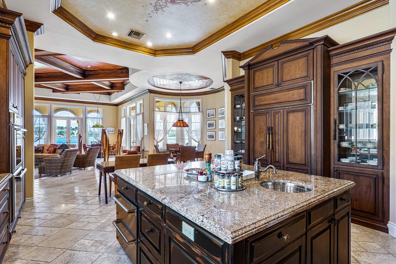 POINT MANALAPAN 11 - Residential