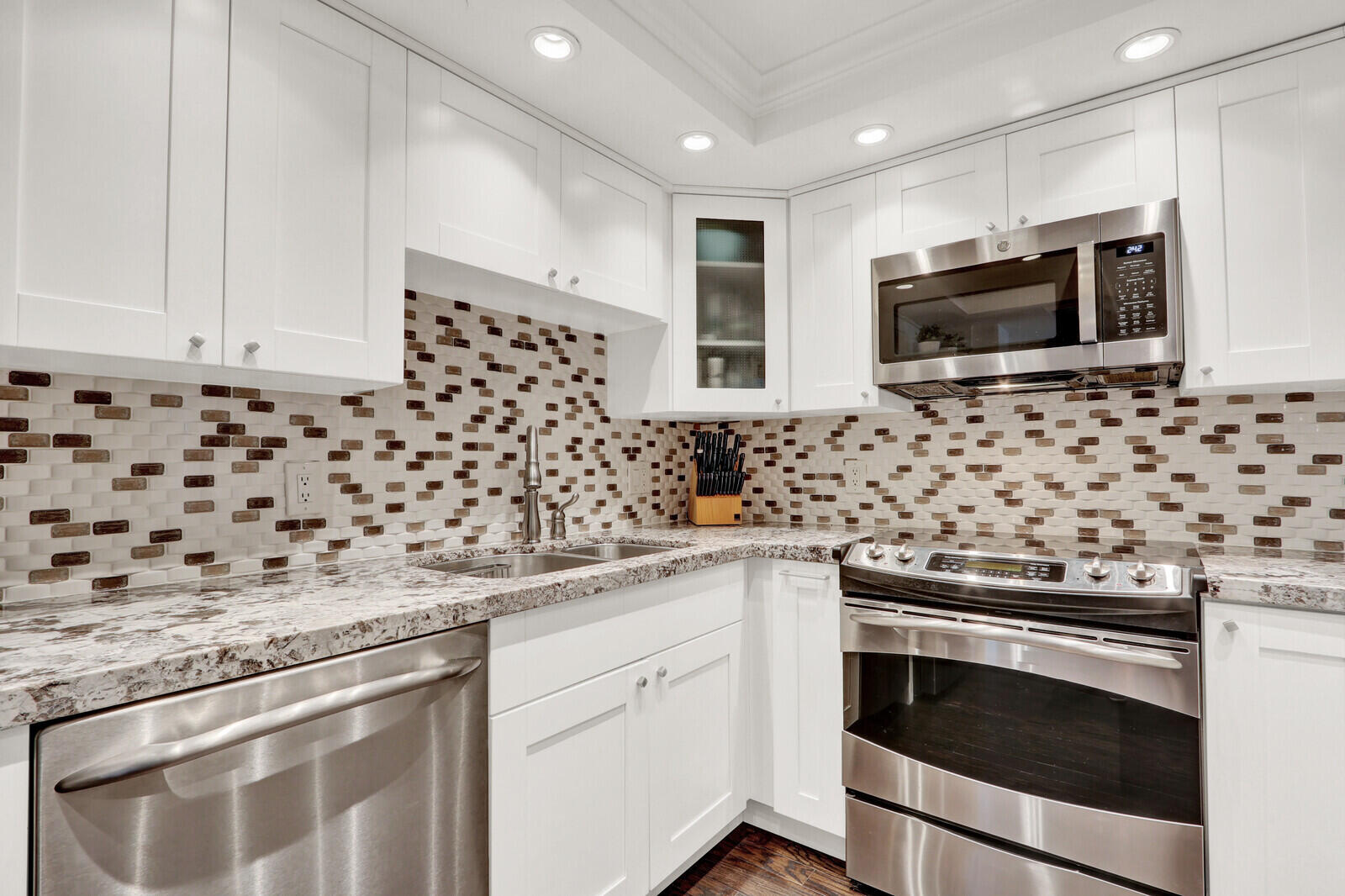 SEA RANCH CLUB OF BOCA - Residential Lease