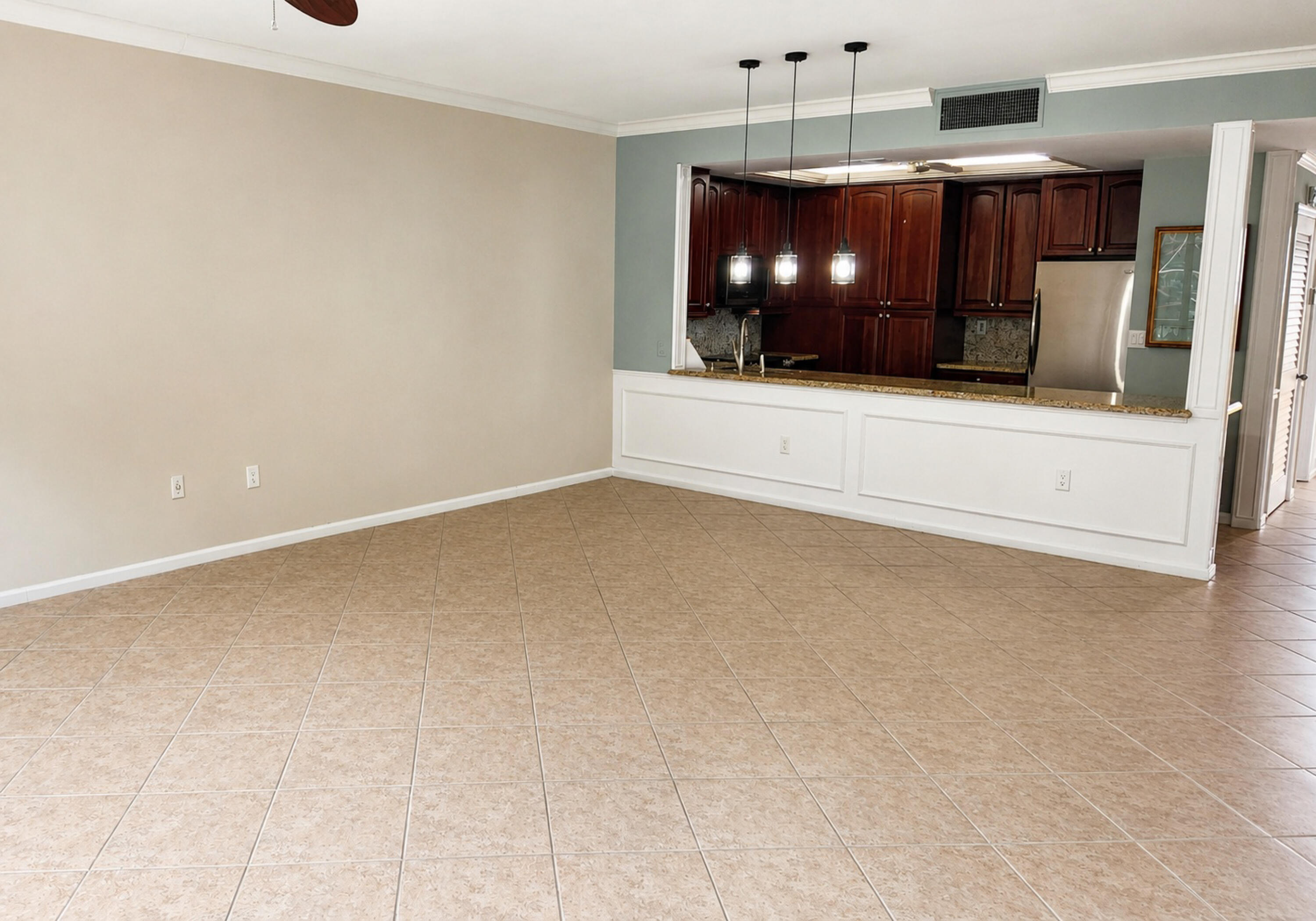 ROYAL HOMESTEAD CONDO - Residential