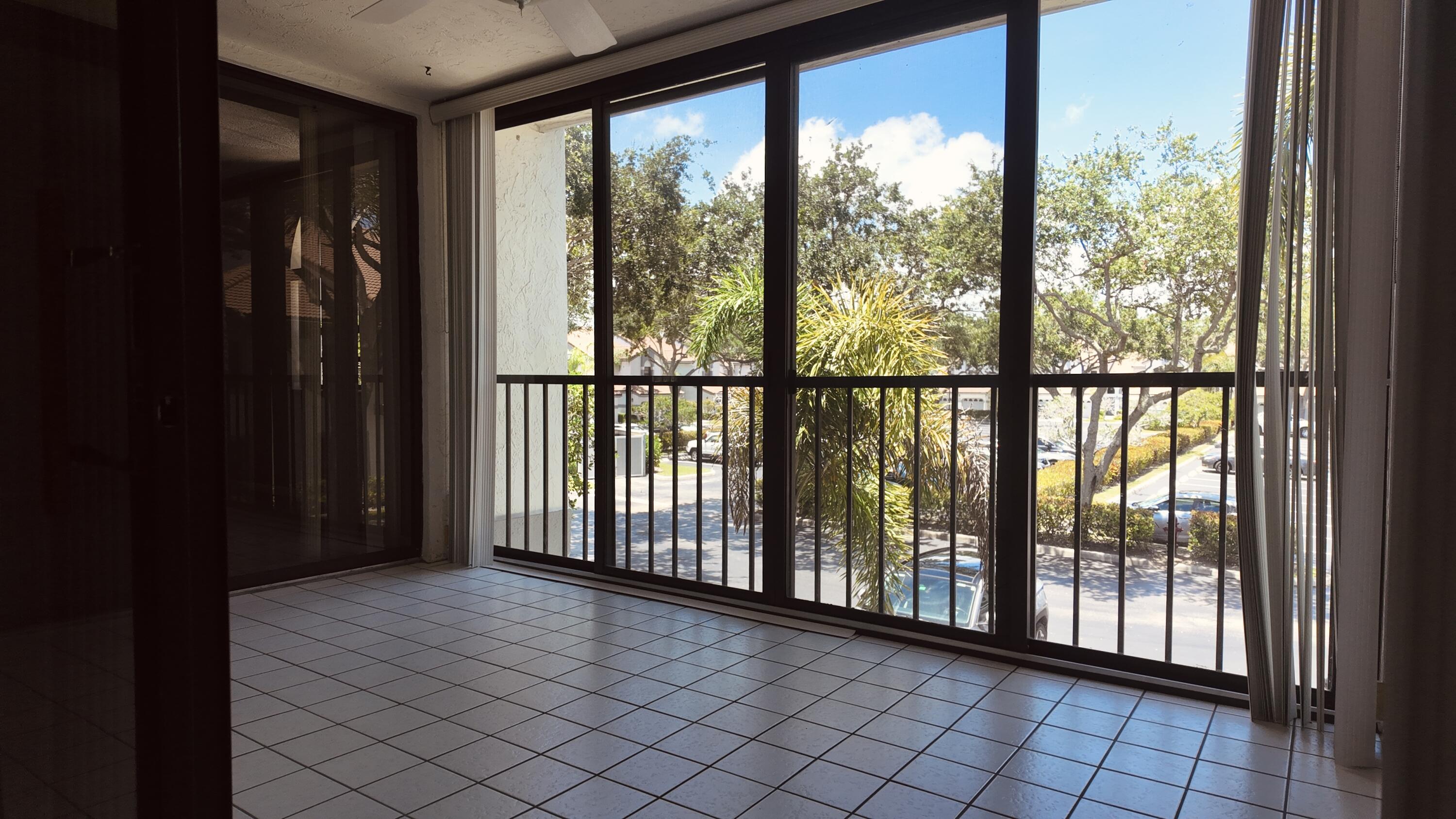 ALEXANDRA VILLAGE CONDO - Residential Lease
