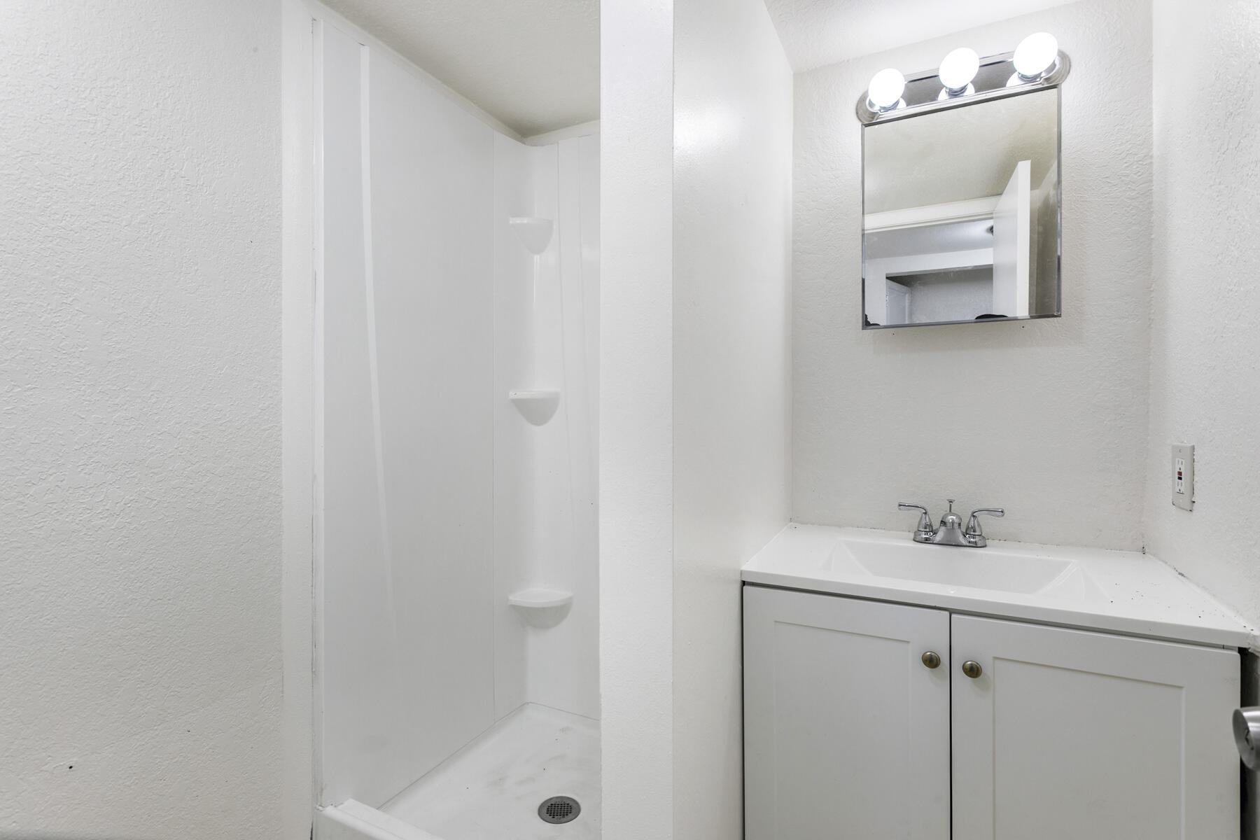 TIMBER PINES WEST - Residential Lease