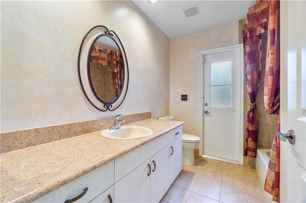 WESTVIEW VILLAGE 147-16 B - Residential