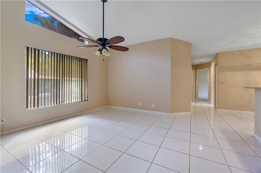 WESTVIEW VILLAGE 147-16 B - Residential