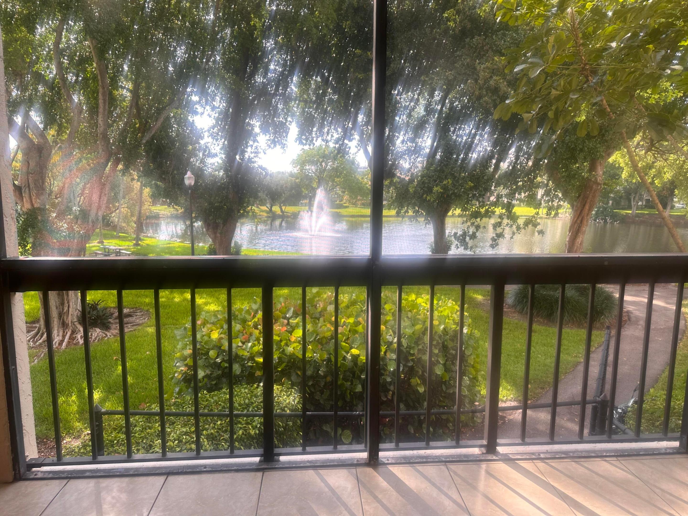 LAKESIDE CONDO - Residential Lease