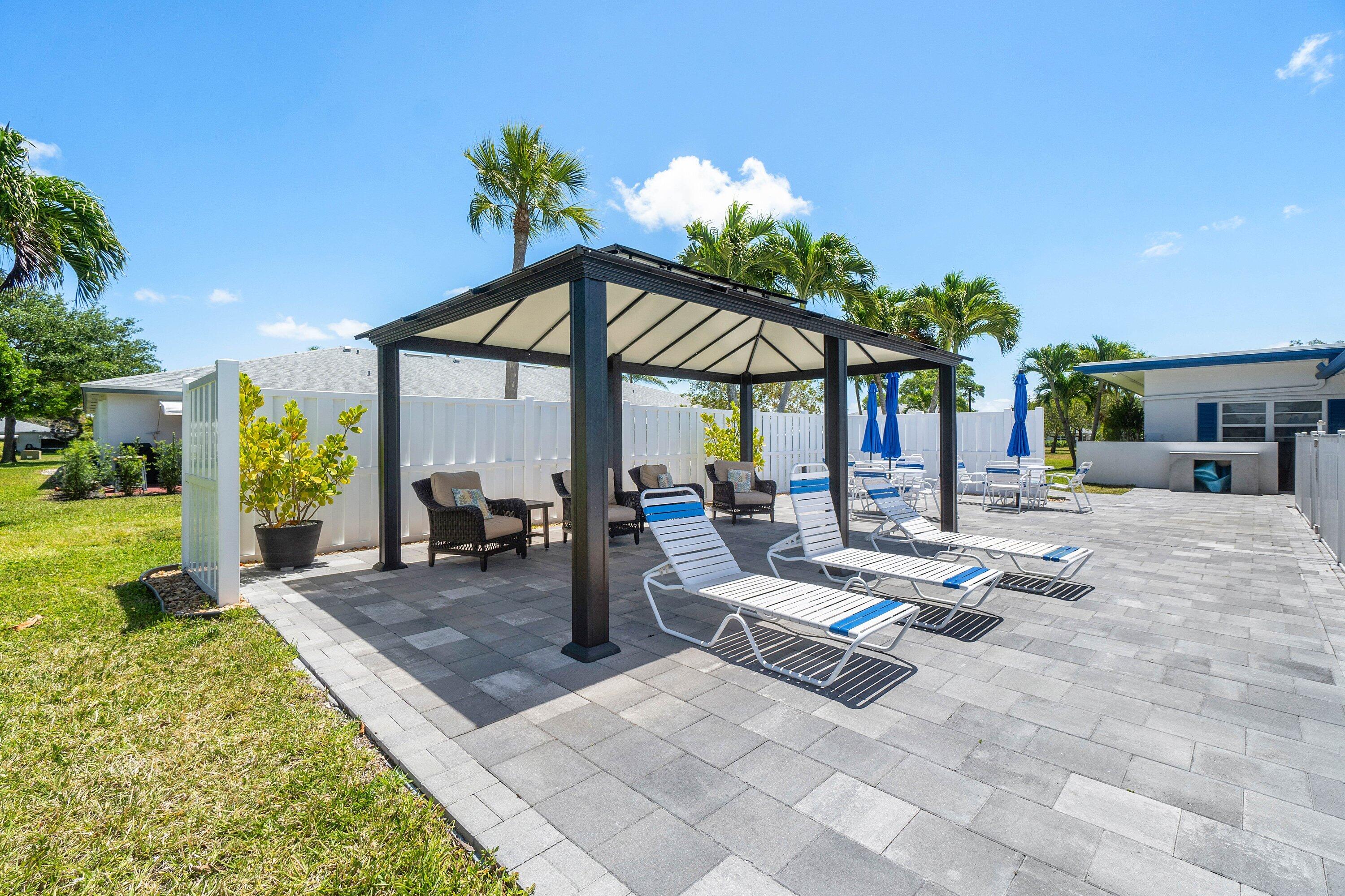 HIGH POINT OF DELRAY SEC 5 CONDO - Residential