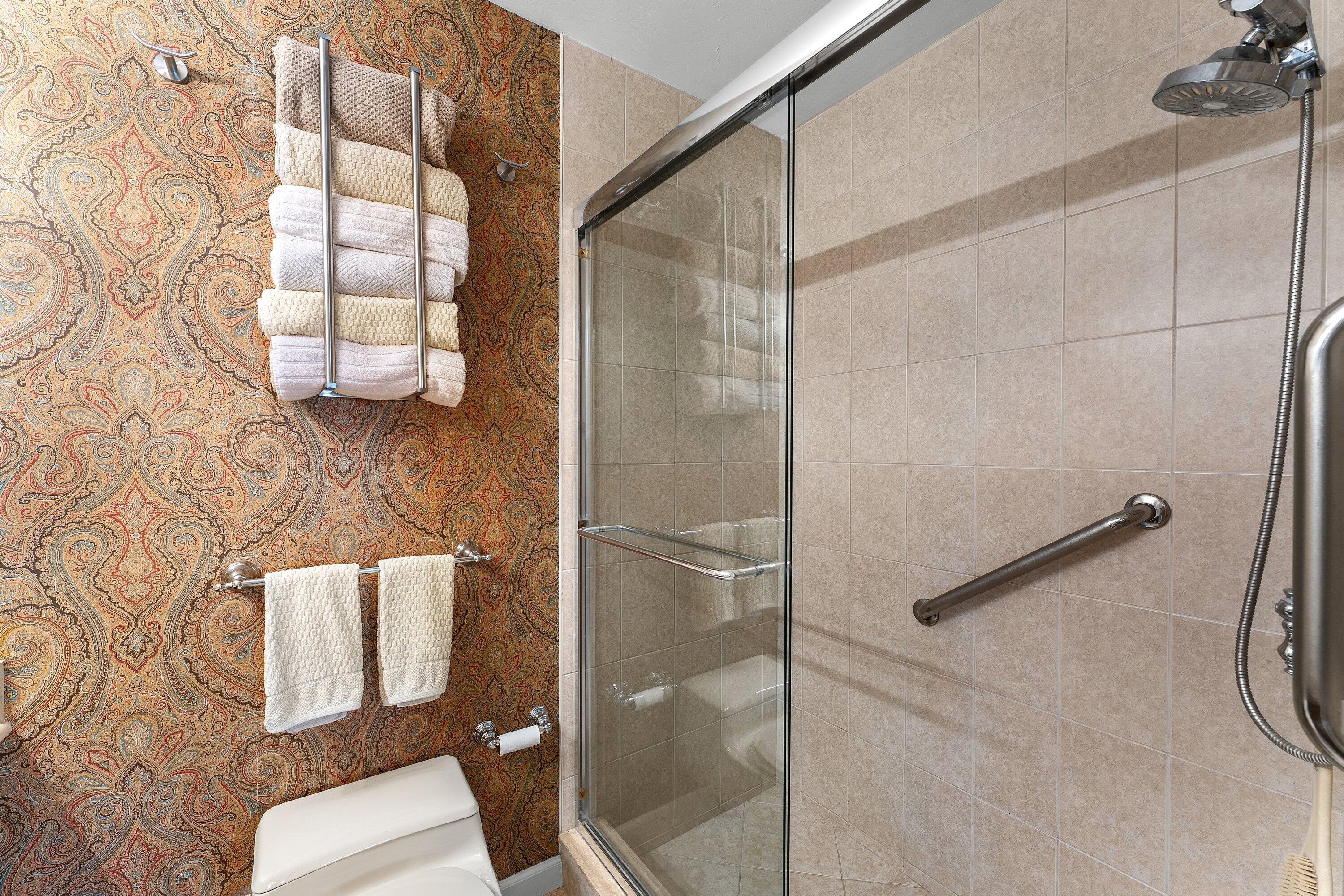 HIGH POINT OF DELRAY SEC 5 CONDO - Residential
