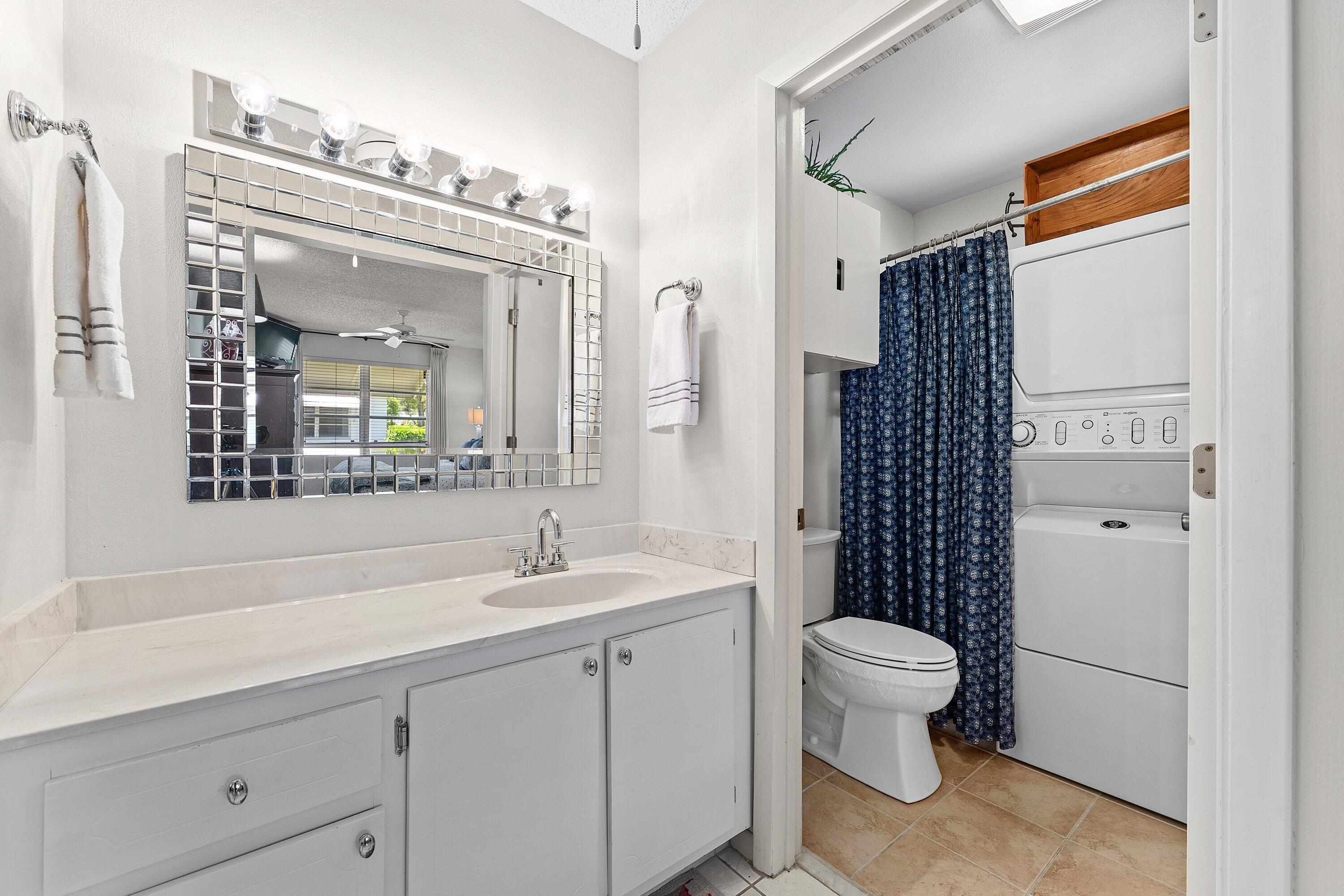 HIGH POINT OF DELRAY SEC 5 CONDO - Residential